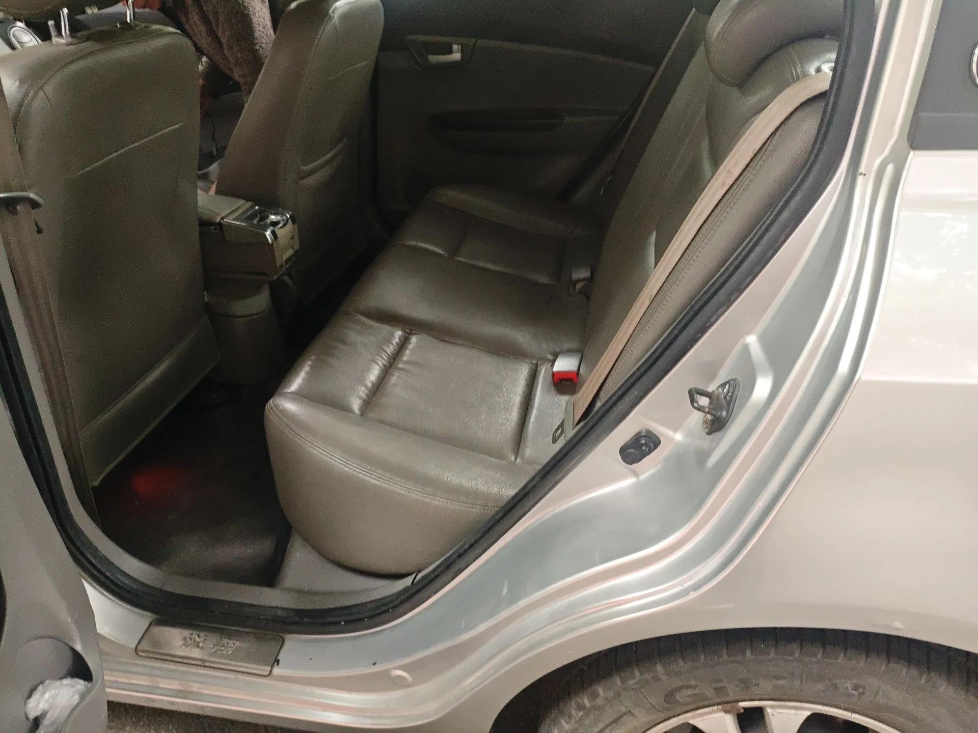 CHANGAN Alsvin 2012 Sedan 1.5L Manual Luxury Model — миниатюра 18
