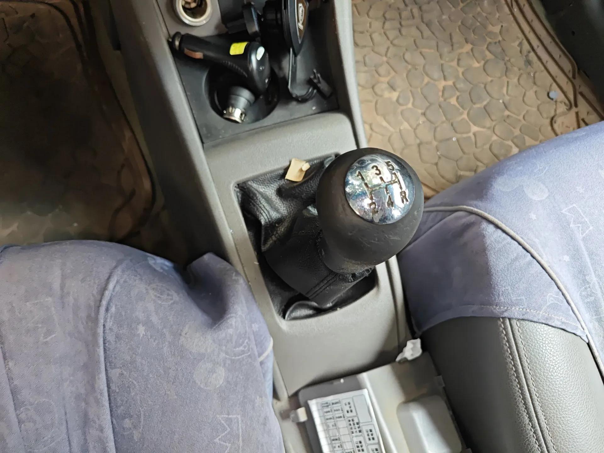 CHANGAN Alsvin 2009 Sedan 1.5L Manual Luxury Model — миниатюра 15