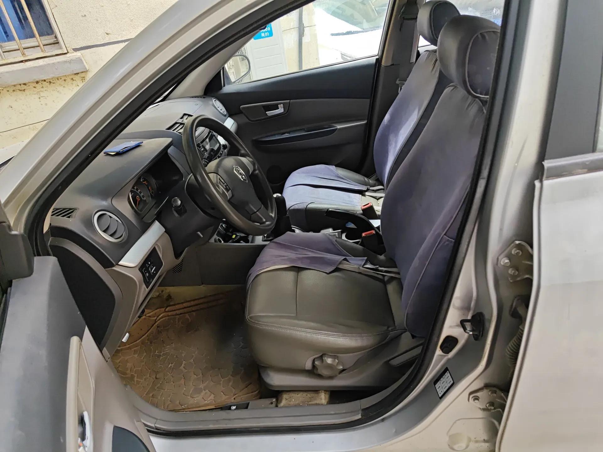 CHANGAN Alsvin 2009 Sedan 1.5L Manual Luxury Model — миниатюра 16