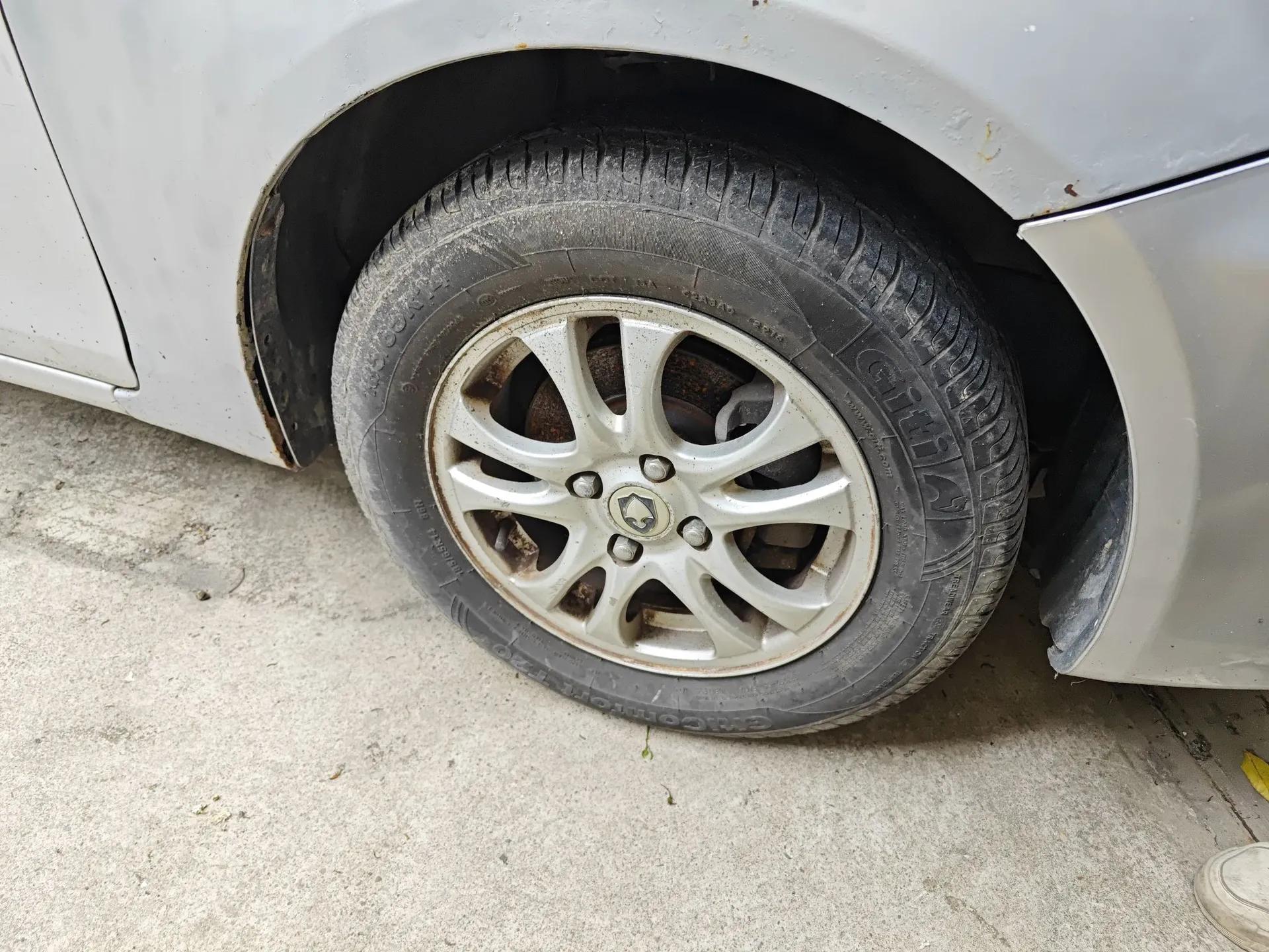 CHANGAN Alsvin 2009 Sedan 1.5L Manual Luxury Model — миниатюра 8
