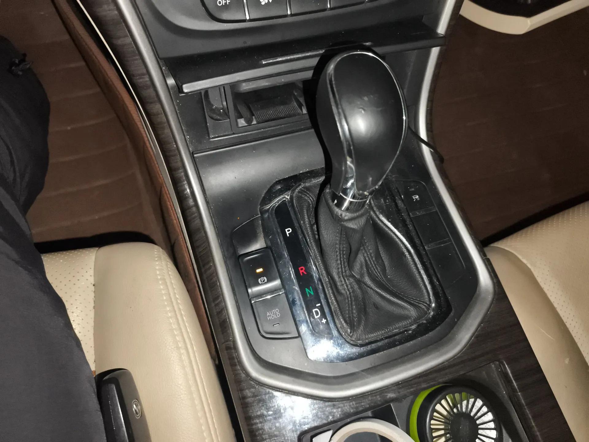CHANGAN Raeton 2013 1.8T Automatic Prestige Model China IV Standard — миниатюра 15