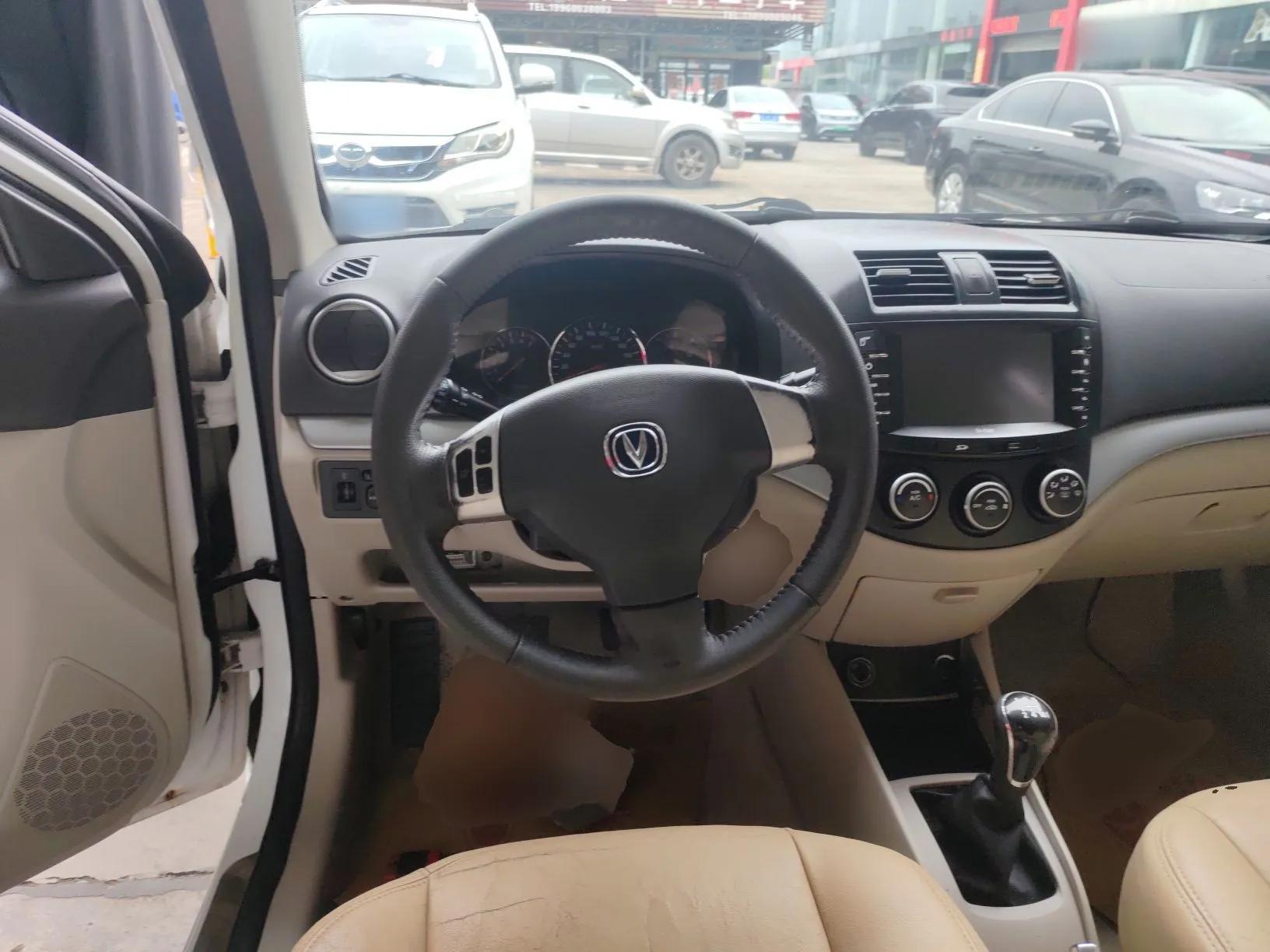 CHANGAN Alsvin V5 2012 1.5L Manual Sport Version China IV Standard — миниатюра 14