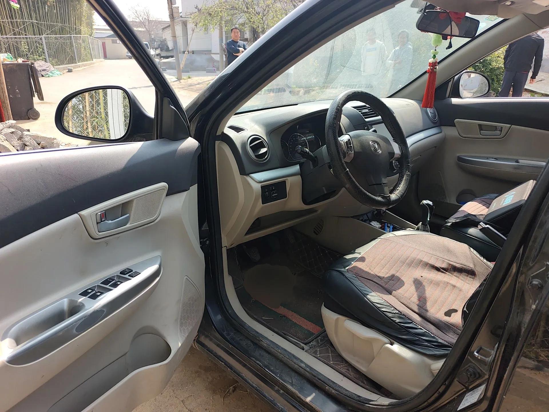CHANGAN Alsvin V5 2012 1.5L Manual Dream Edition — миниатюра 17