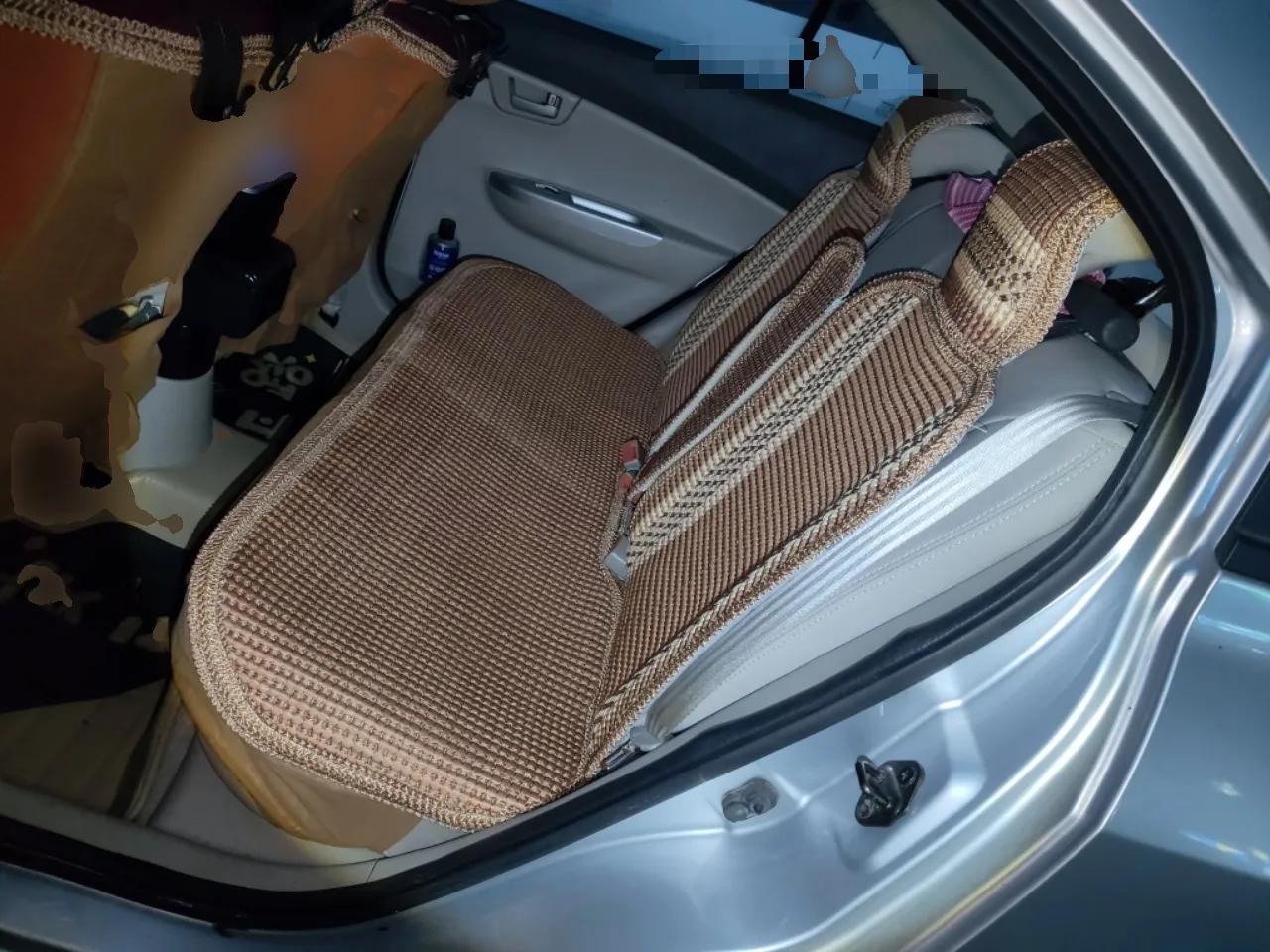 CHANGAN Alsvin V5 2012 1.5L Manual Dream Edition — миниатюра 18