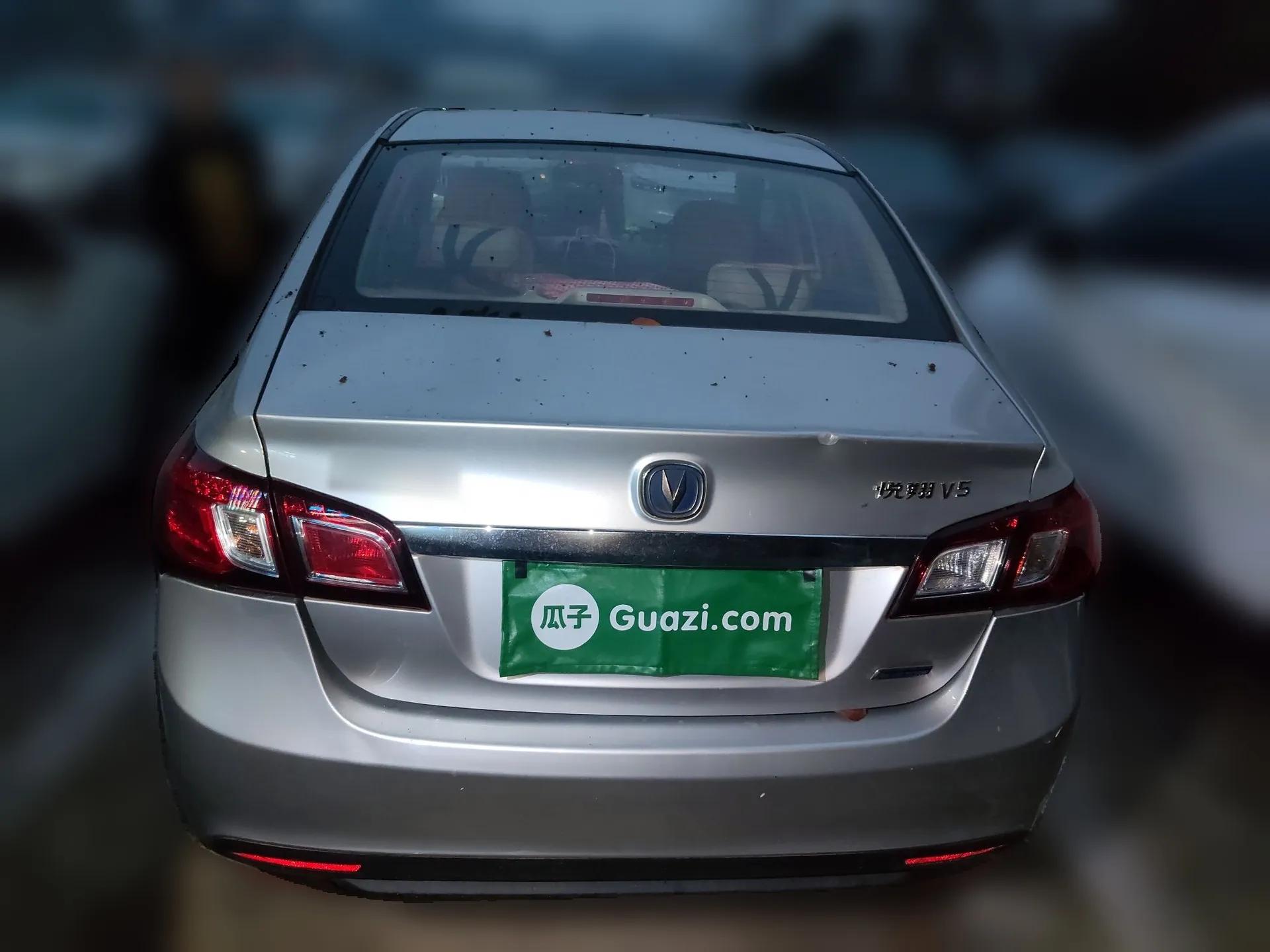 CHANGAN Alsvin V5 2012 1.5L Manual Dream Edition — миниатюра 5