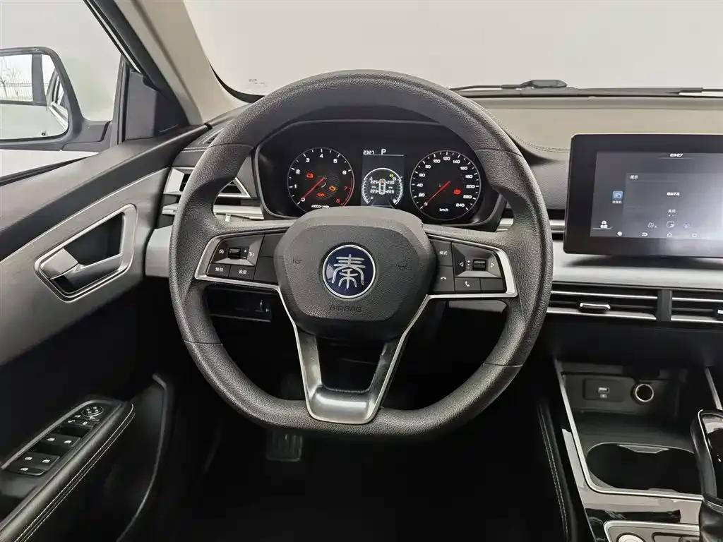 Qin 2019 1.5L Automatic Deluxe Edition — миниатюра 11