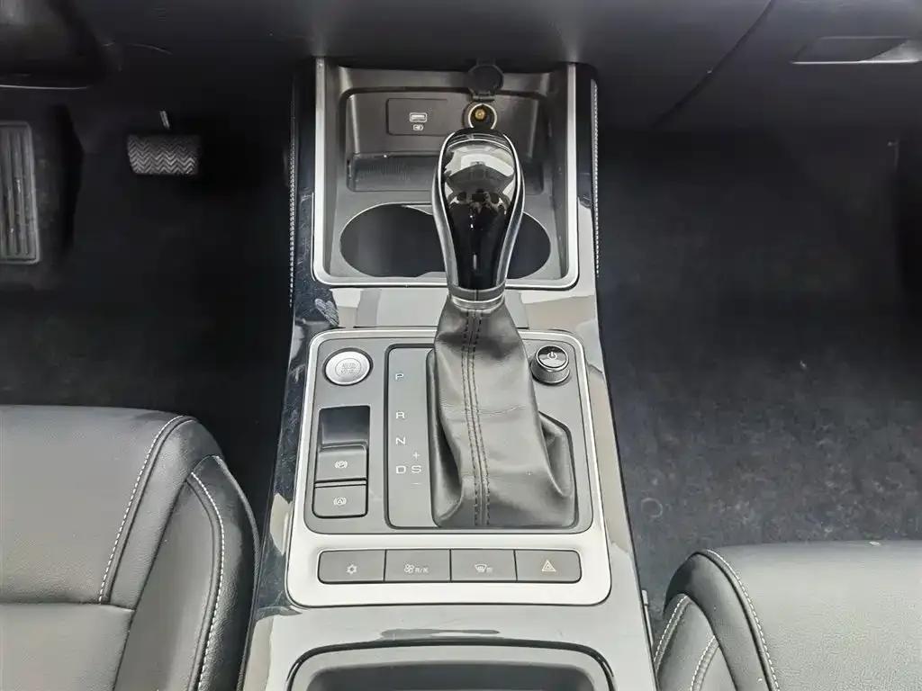 Qin 2019 1.5L Automatic Deluxe Edition — миниатюра 13