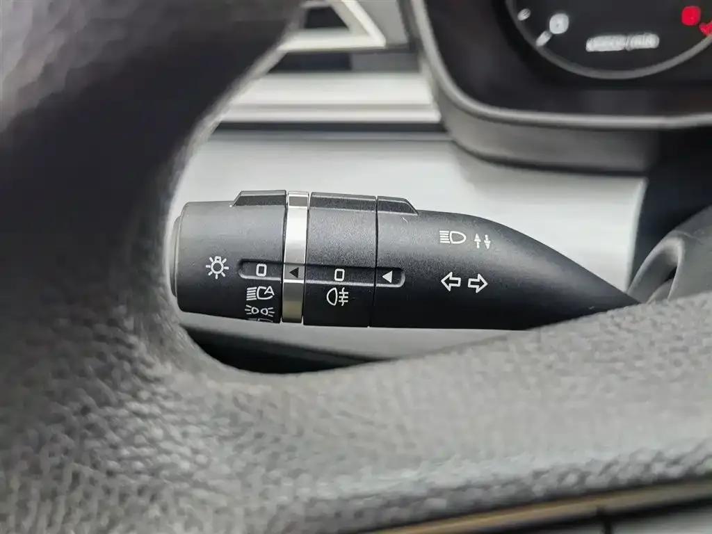 Qin 2019 1.5L Automatic Deluxe Edition — миниатюра 21