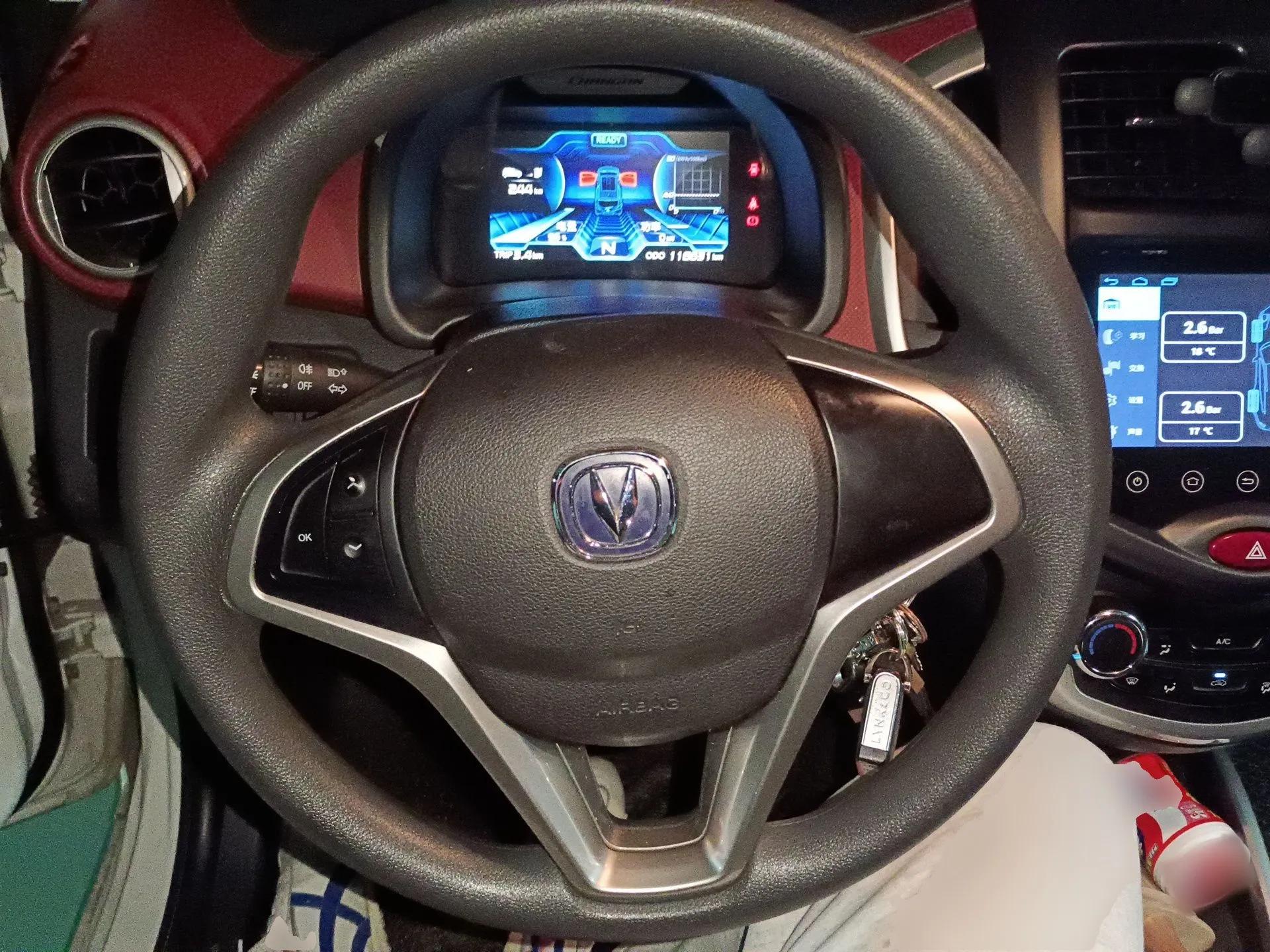 CHANGAN Benni EV 2018 EV260 Fashion Edition — миниатюра 11
