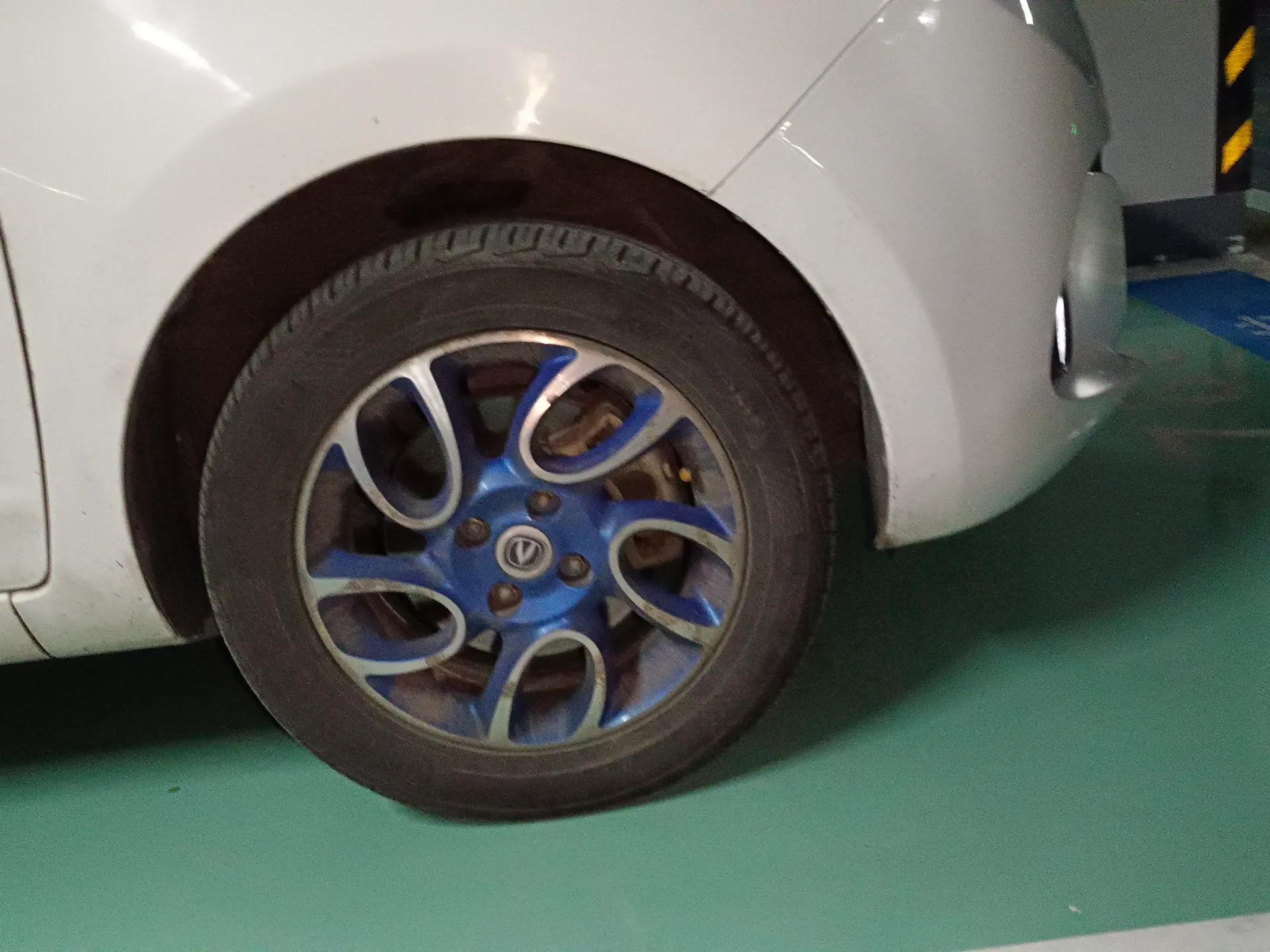 CHANGAN Benni EV 2018 EV260 Fashion Edition — миниатюра 8