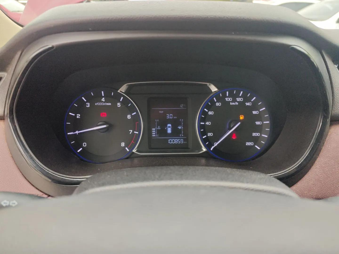 CHANGAN Lingxuan 2017 1.6L Manual Happiness Edition — миниатюра 15