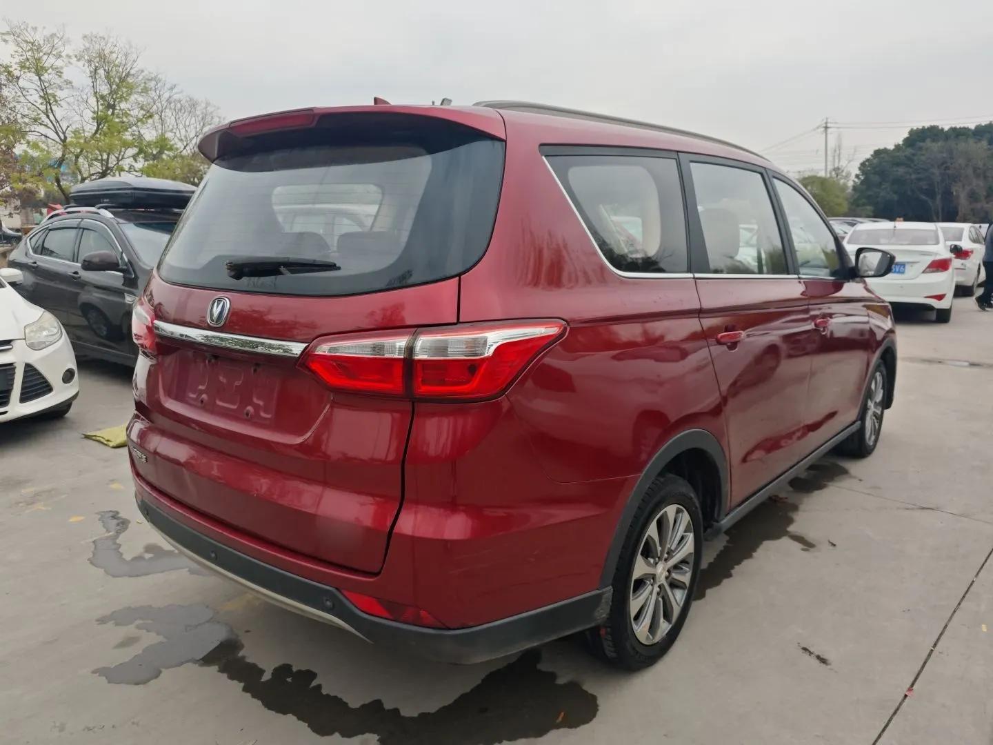 CHANGAN Lingxuan 2017 1.6L Manual Happiness Edition — миниатюра 6