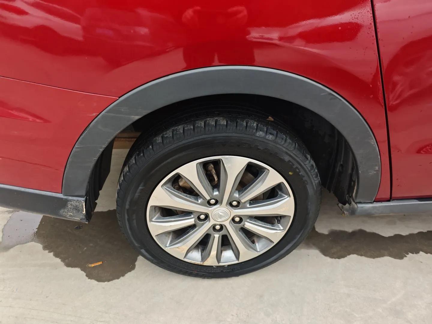CHANGAN Lingxuan 2017 1.6L Manual Happiness Edition — миниатюра 10
