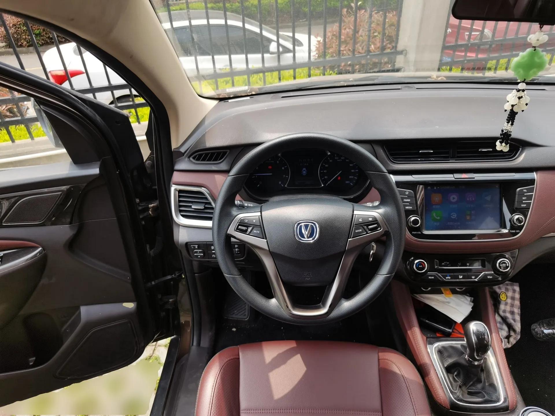 CHANGAN Lingxuan 2017 1.5T Manual Joyful & Happy Model — миниатюра 11