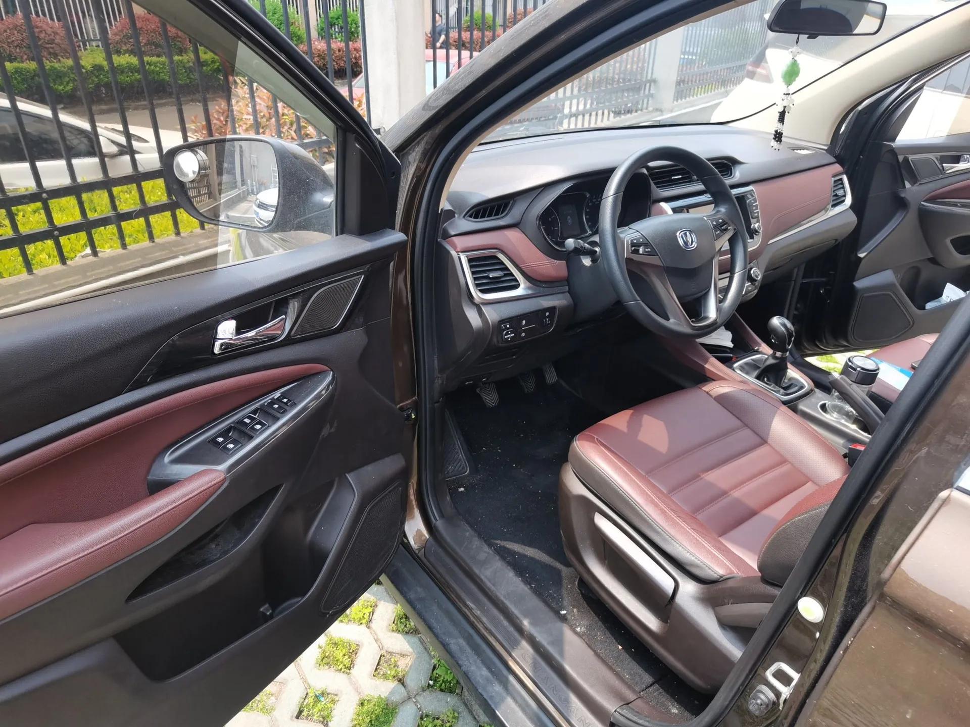 CHANGAN Lingxuan 2017 1.5T Manual Joyful & Happy Model — миниатюра 17