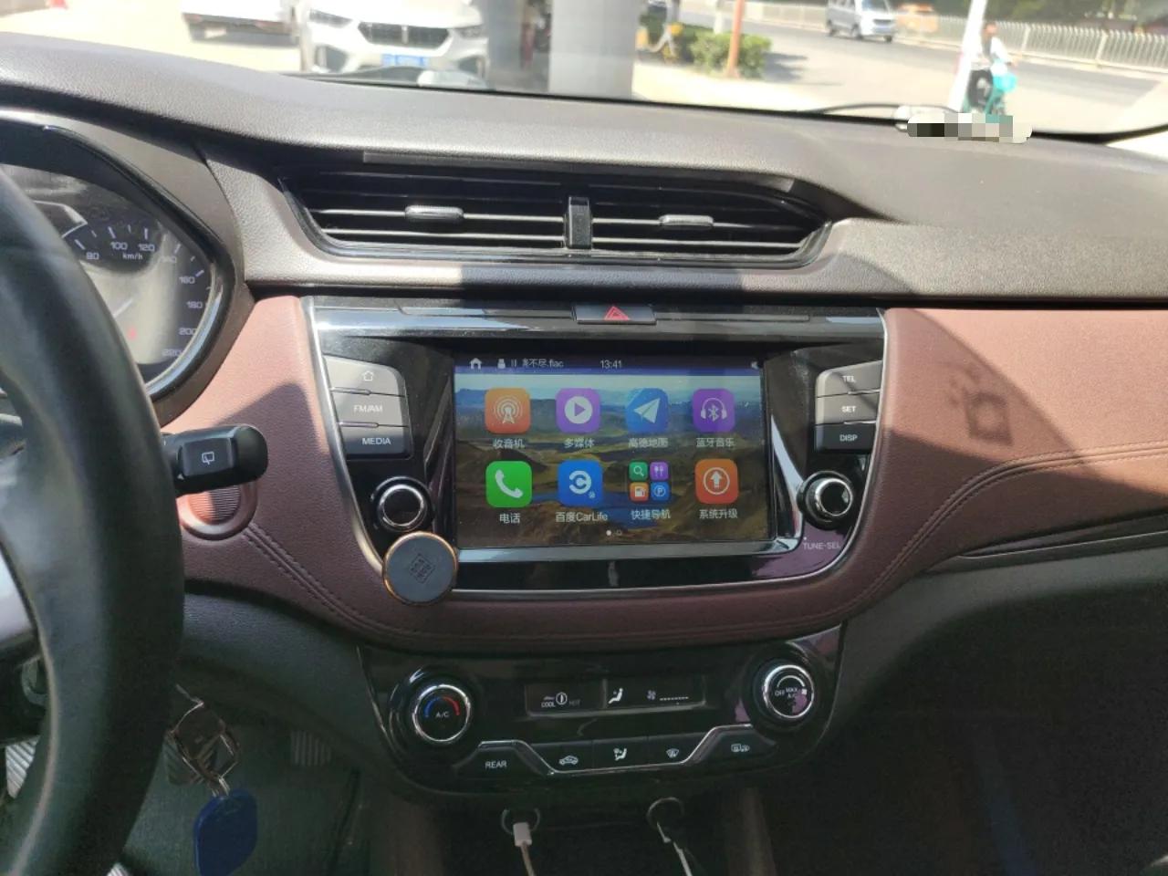 CHANGAN Lingxuan 2017 1.5T Manual Joyful & Happy Model — миниатюра 14