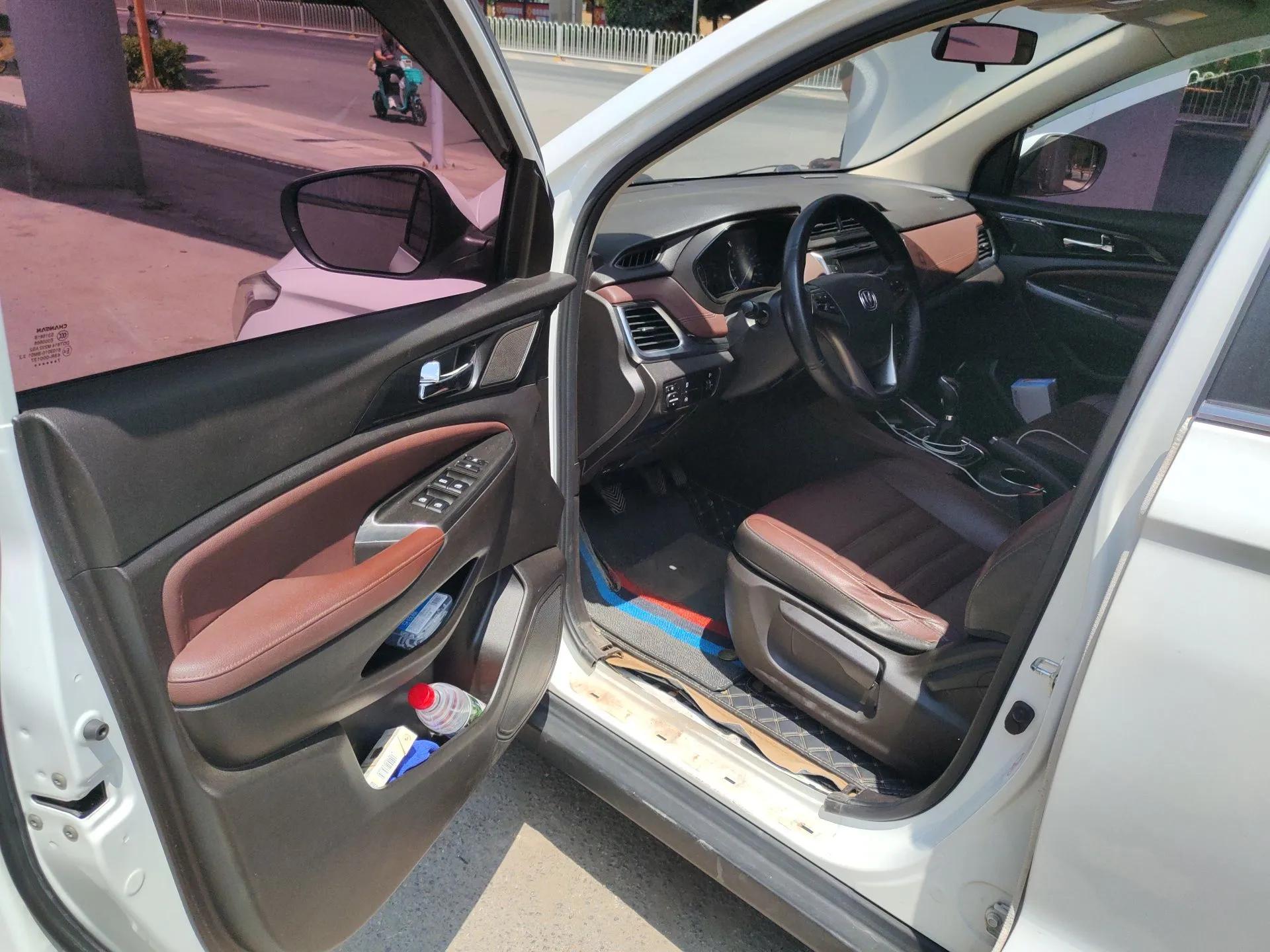 CHANGAN Lingxuan 2017 1.5T Manual Joyful & Happy Model — миниатюра 17
