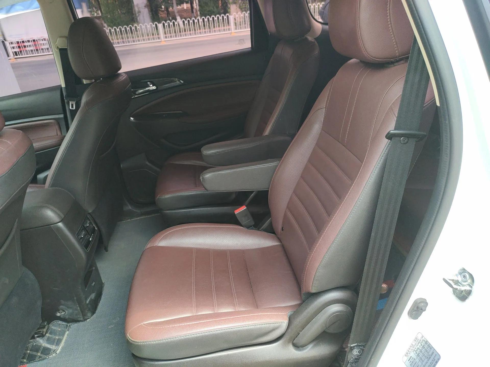 CHANGAN Lingxuan 2017 1.5T Manual Joyful & Happy Model — миниатюра 18