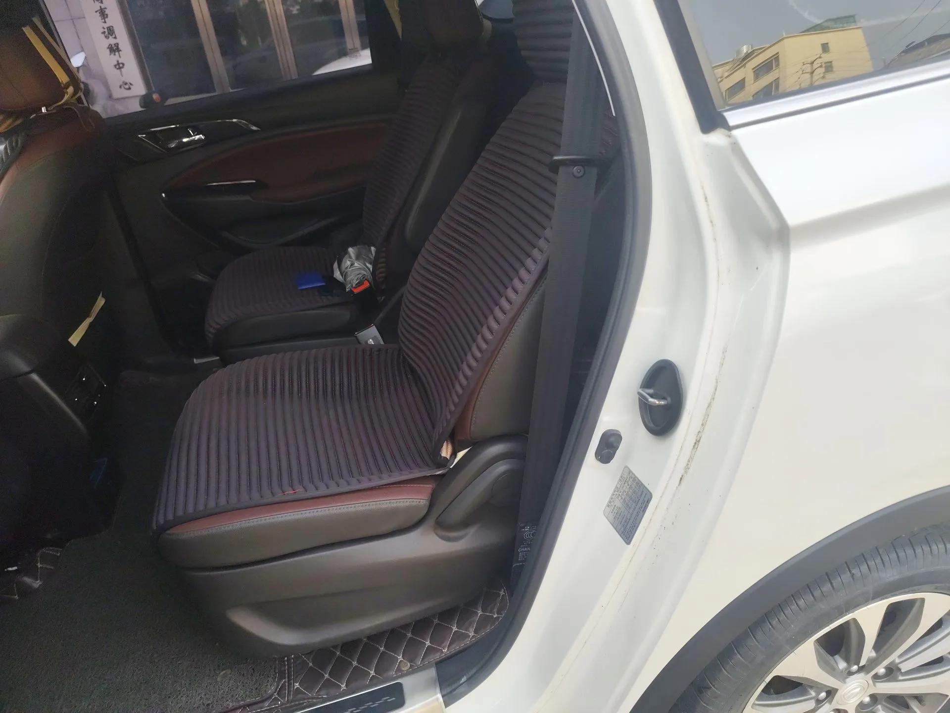 CHANGAN Lingxuan 2017 1.6L Manual Happiness Edition — миниатюра 18
