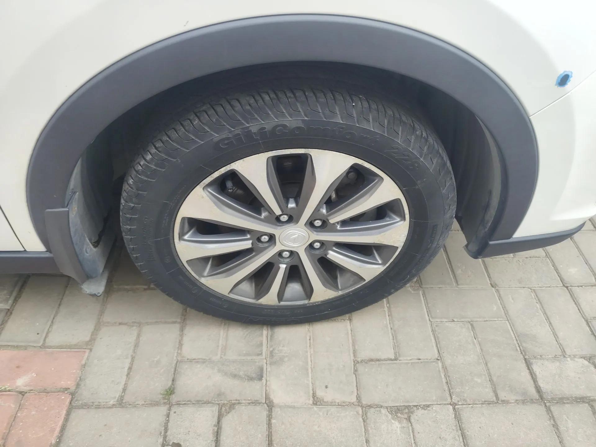 CHANGAN Lingxuan 2017 1.6L Manual Happiness Edition — миниатюра 8