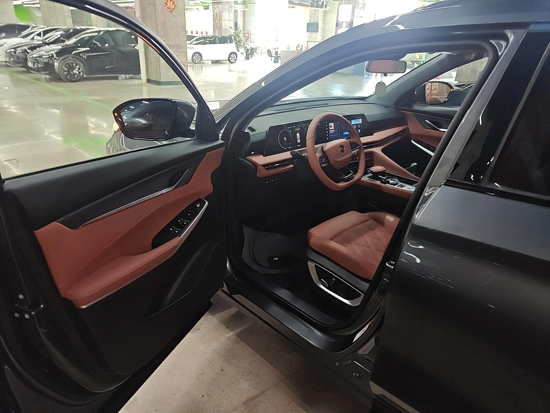 CHANGAN CS75 PLUS iDD 2023 ZhiDian iDD Smart Leading Model — миниатюра 19