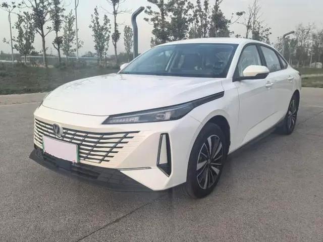 CHANGAN Eado PHEV 2025 Smart New Blue Whale 145KM High-Energy Edition