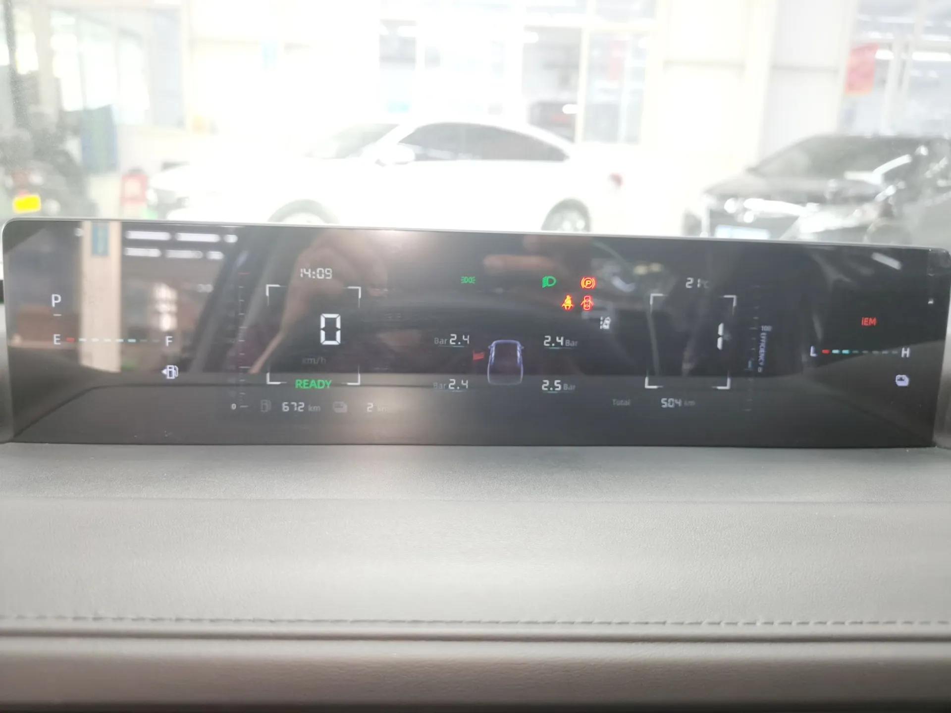 CHANGAN Eado PHEV 2025 Smart New Blue Whale 145KM Battleship Edition — миниатюра 15