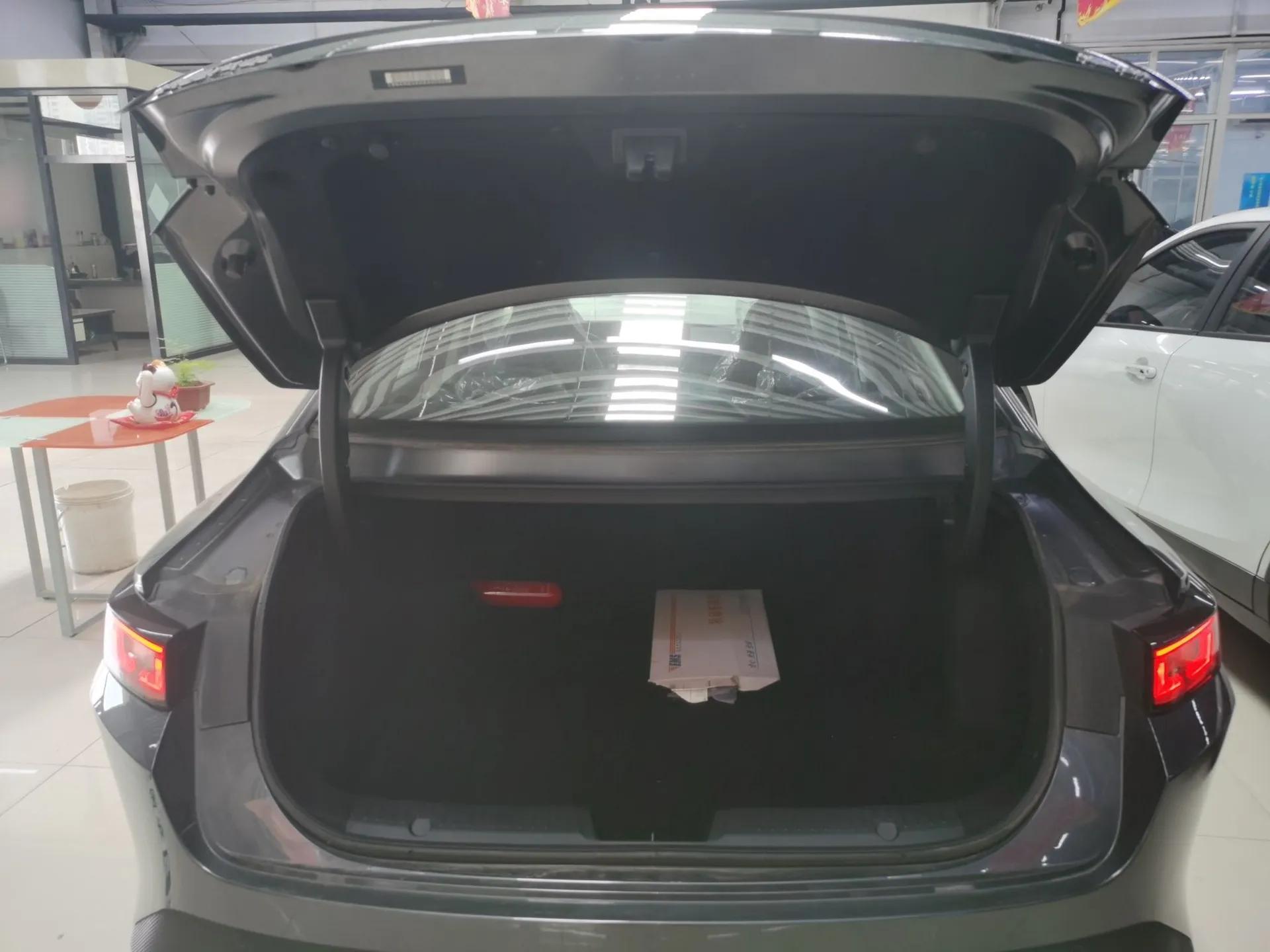 CHANGAN Eado PHEV 2025 Smart New Blue Whale 145KM Battleship Edition — миниатюра 22
