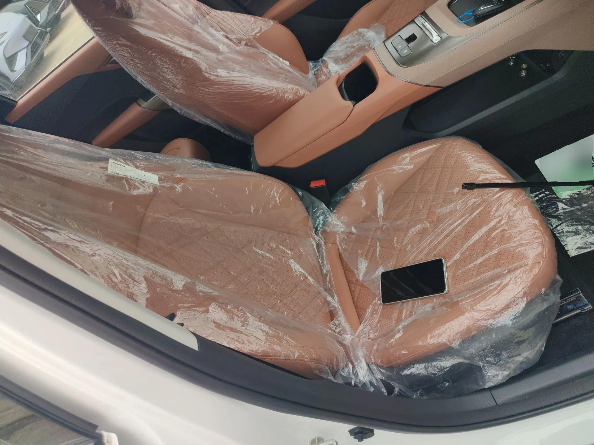 CHANGAN Eado PHEV 2025 Smart New Blue Whale 145KM Battleship Edition — миниатюра 23