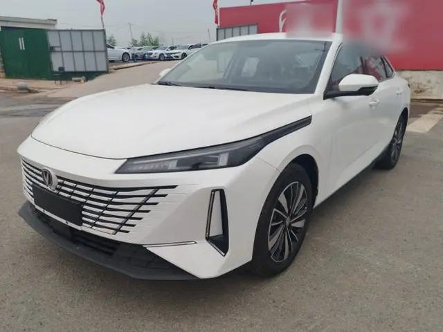 CHANGAN Eado PHEV 2025 Smart New Blue Whale 145KM Battleship Edition