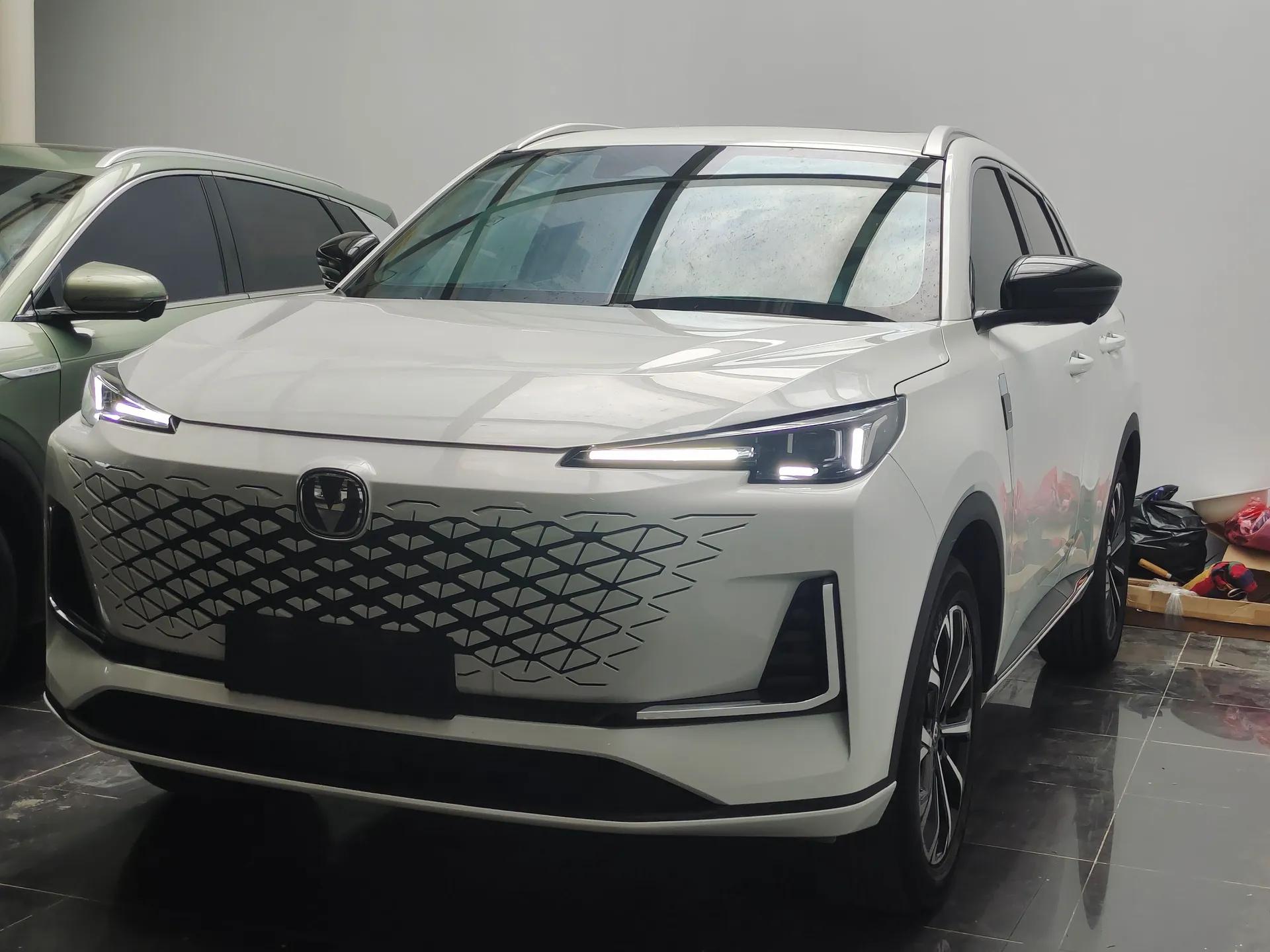 CHANGAN CS55PLUS PHEV 2025 Smart New Blue Whale 125km Ultra-Range Edition — миниатюра 1