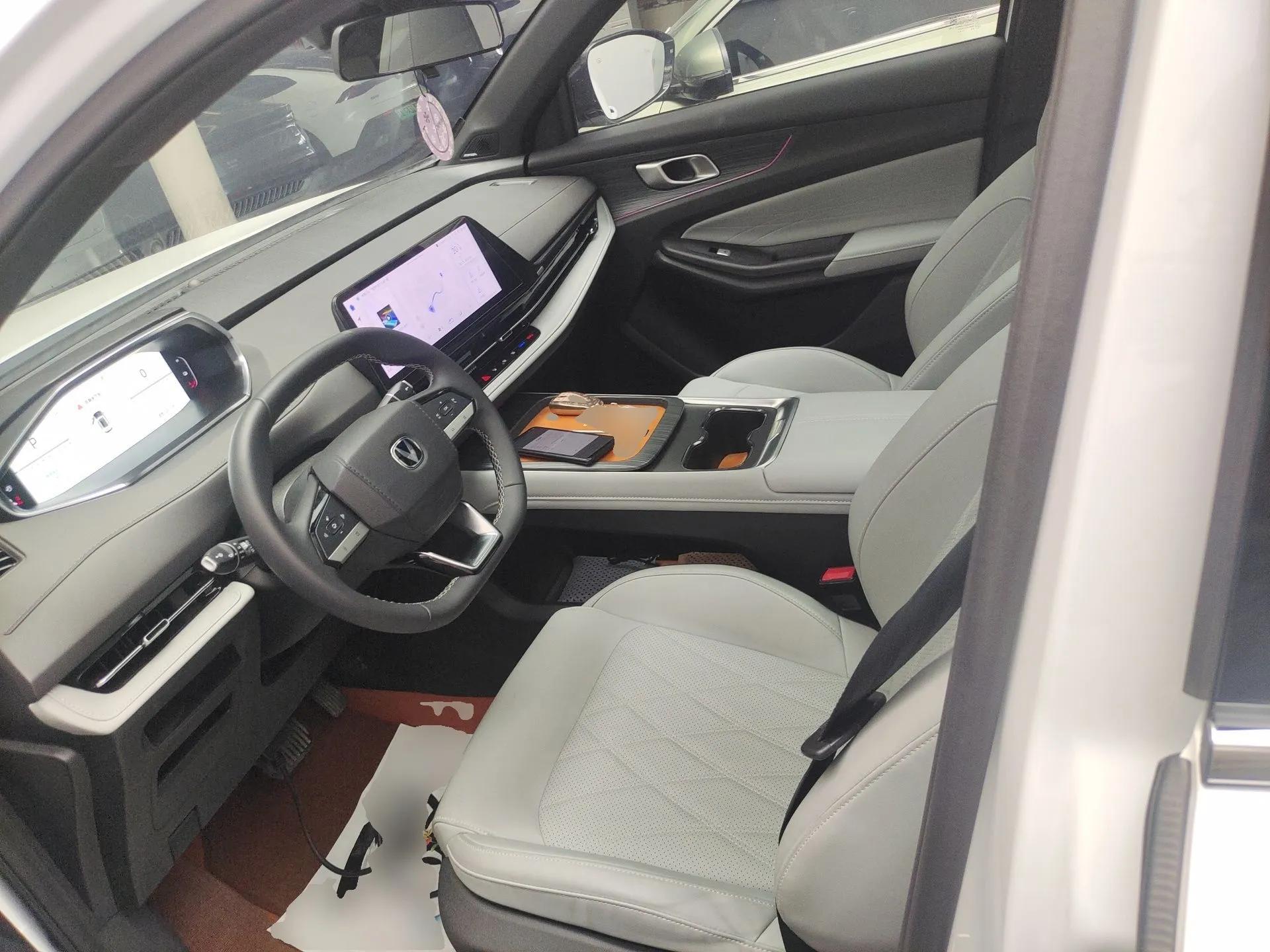 CHANGAN CS55PLUS PHEV 2025 Smart New Blue Whale 125km Ultra-Range Edition — миниатюра 18