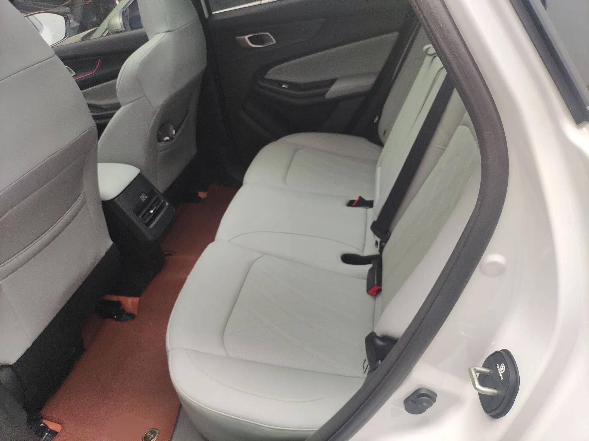 CHANGAN CS55PLUS PHEV 2025 Smart New Blue Whale 125km Ultra-Range Edition — миниатюра 20