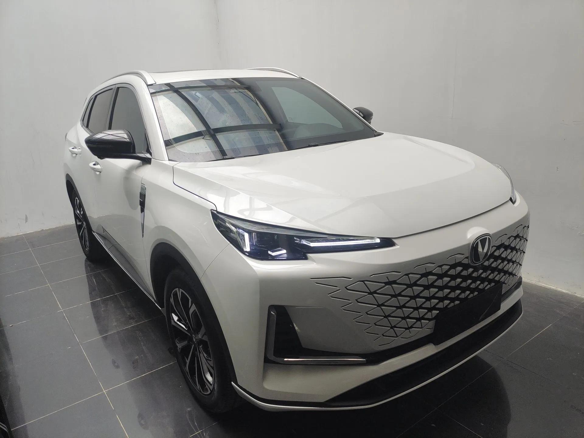 CHANGAN CS55PLUS PHEV 2025 Smart New Blue Whale 125km Ultra-Range Edition — миниатюра 3