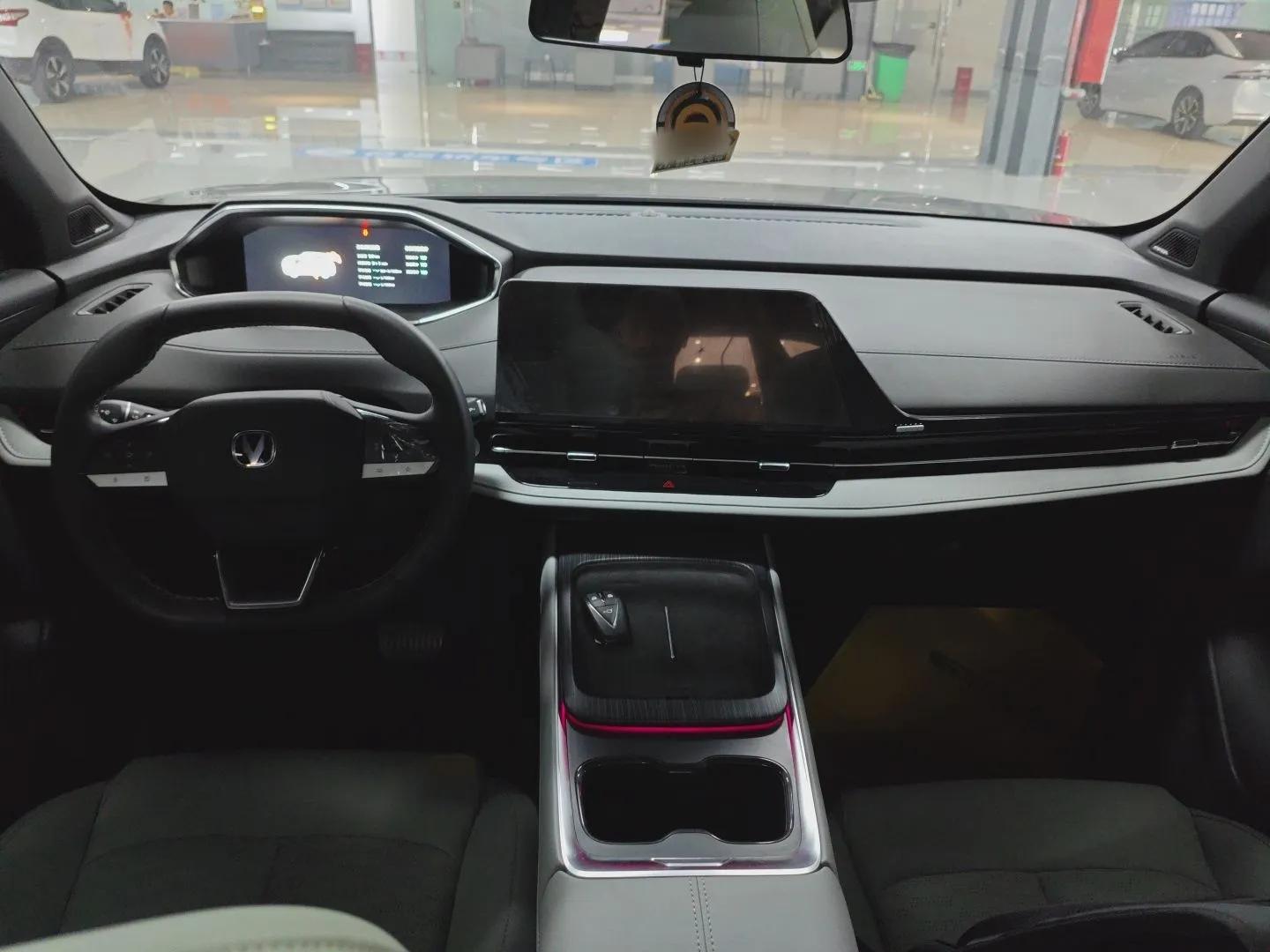 CHANGAN CS55PLUS PHEV 2025 Smart New Blue Whale 125km Battleship Edition — миниатюра 13