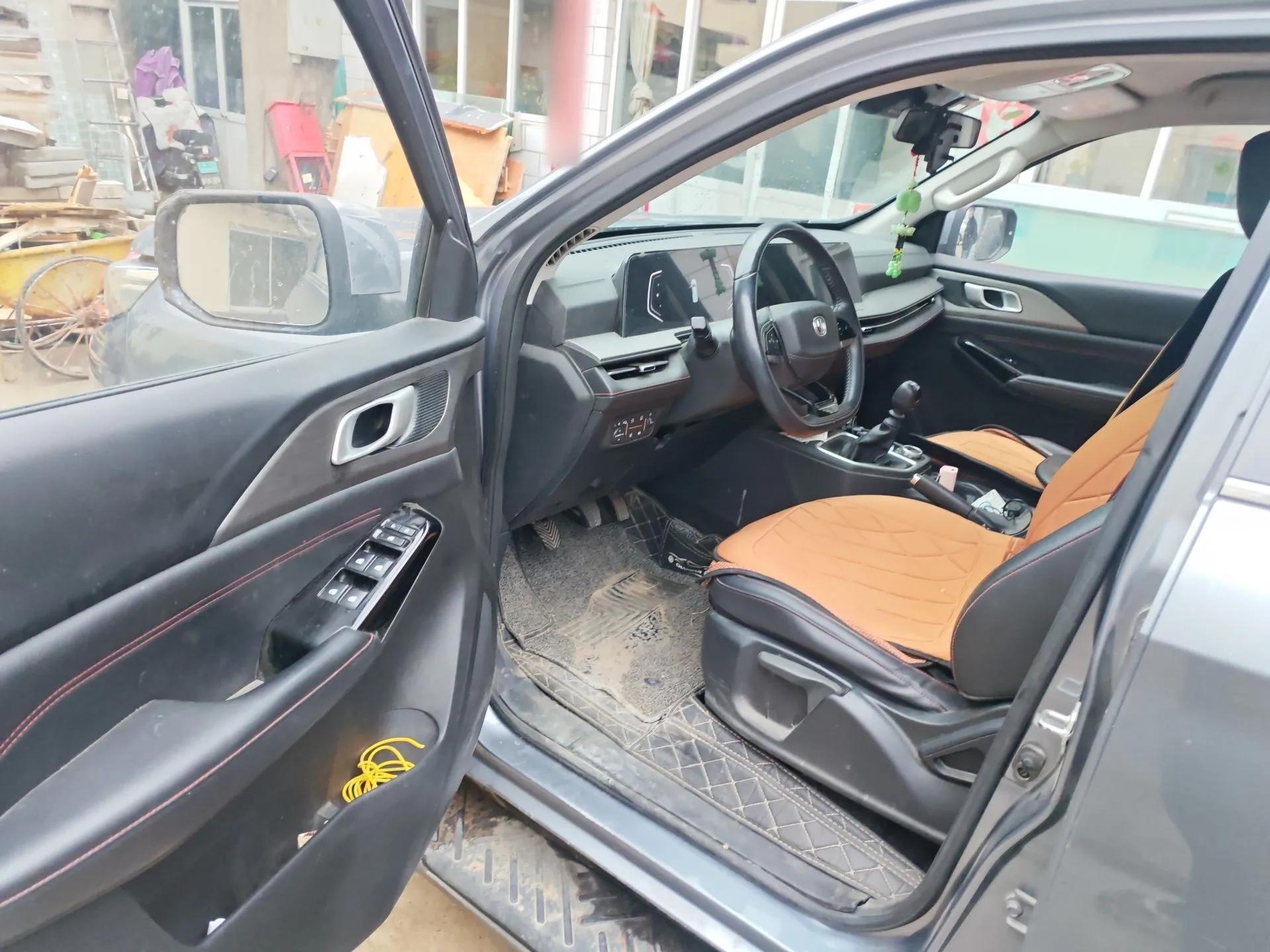 CHANGAN Lantop 2023 2.0T Manual 4x4 Diesel Flagship Long-Box Version — миниатюра 17