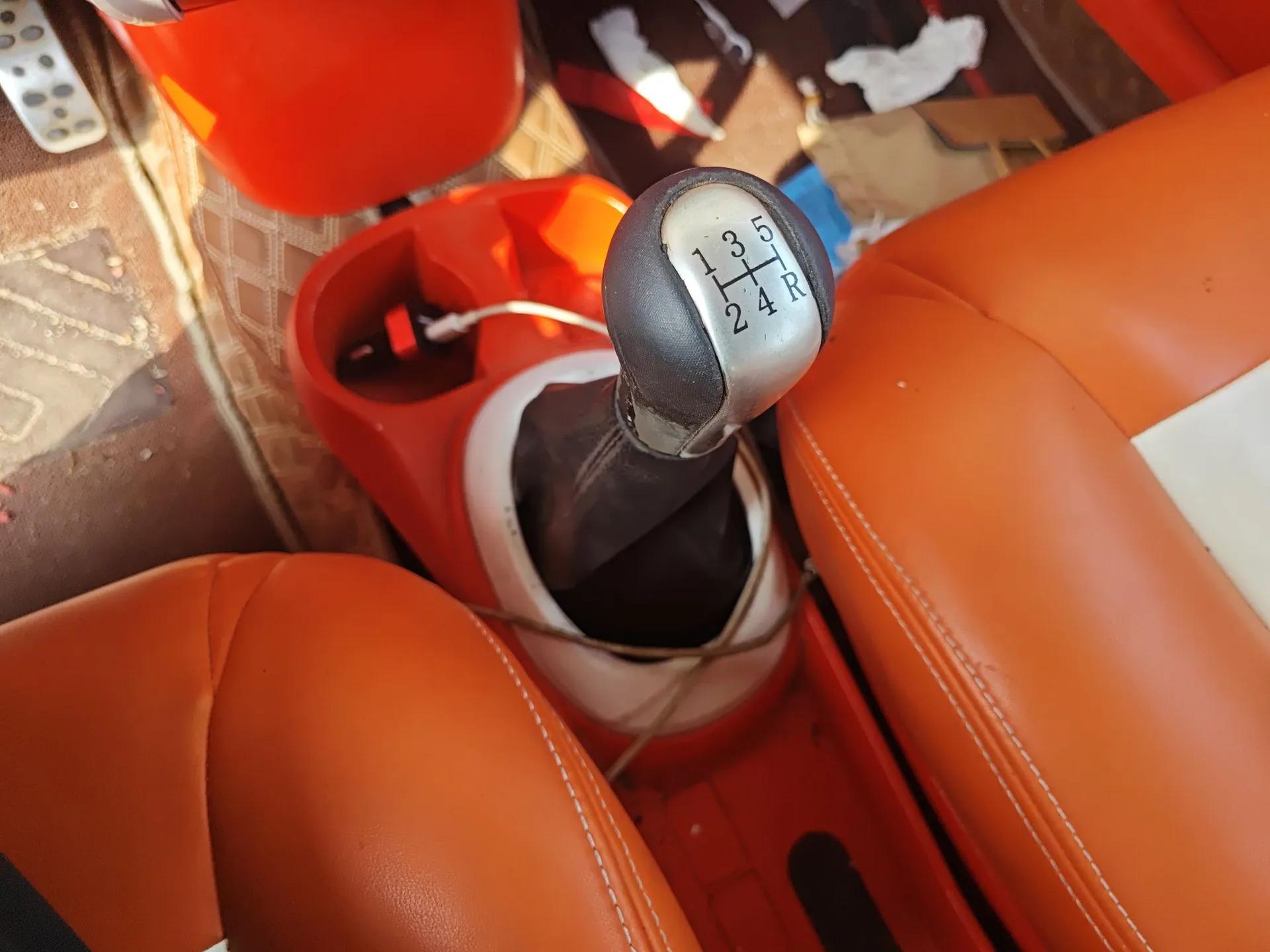Great Wall M2 2010 1.5L Manual Luxury Edition — миниатюра 15