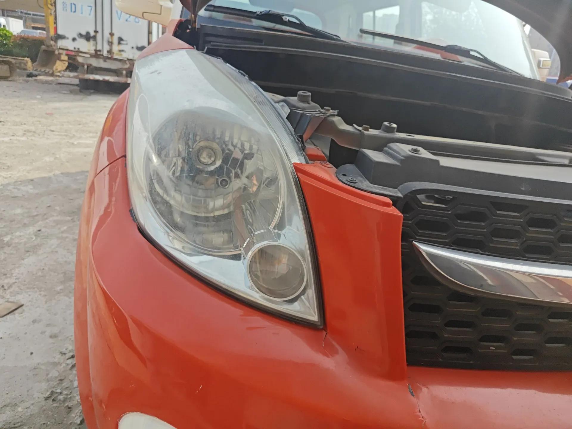 Great Wall M2 2010 1.5L Manual Luxury Edition — миниатюра 7