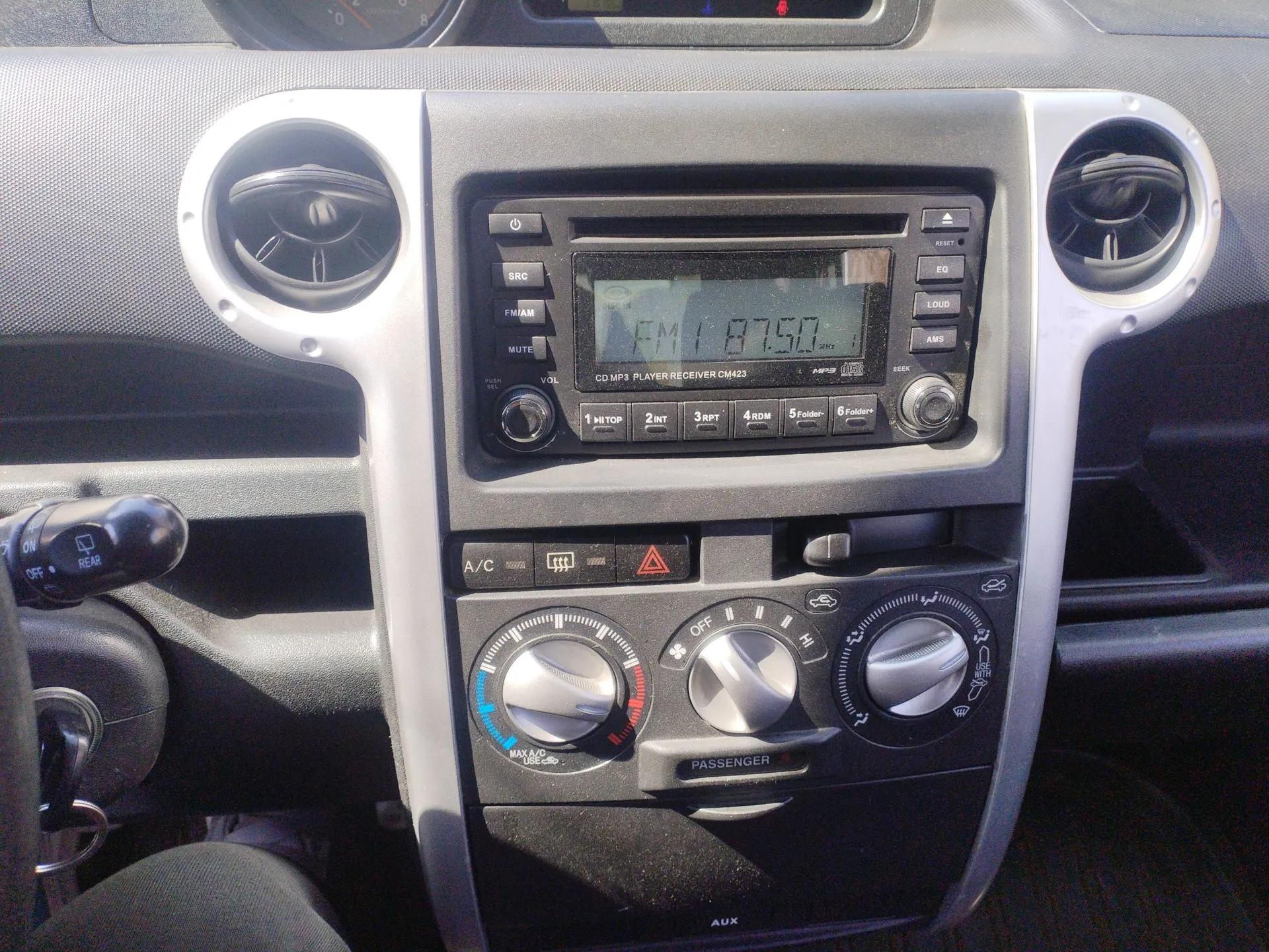 Great Wall M2 2010 1.5L Manual Luxury Edition — миниатюра 14