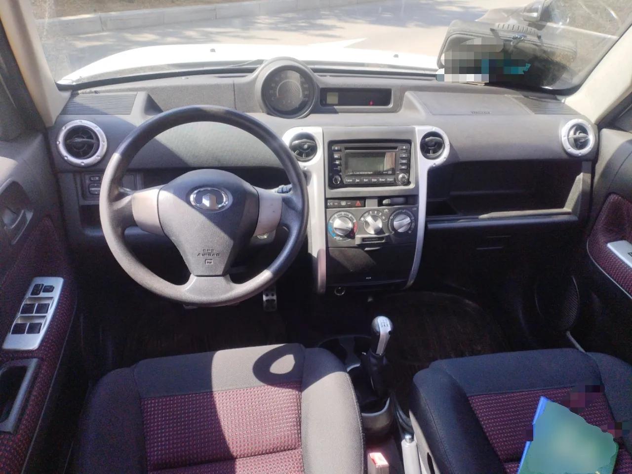 Great Wall M2 2010 1.5L Manual Luxury Edition — миниатюра 10