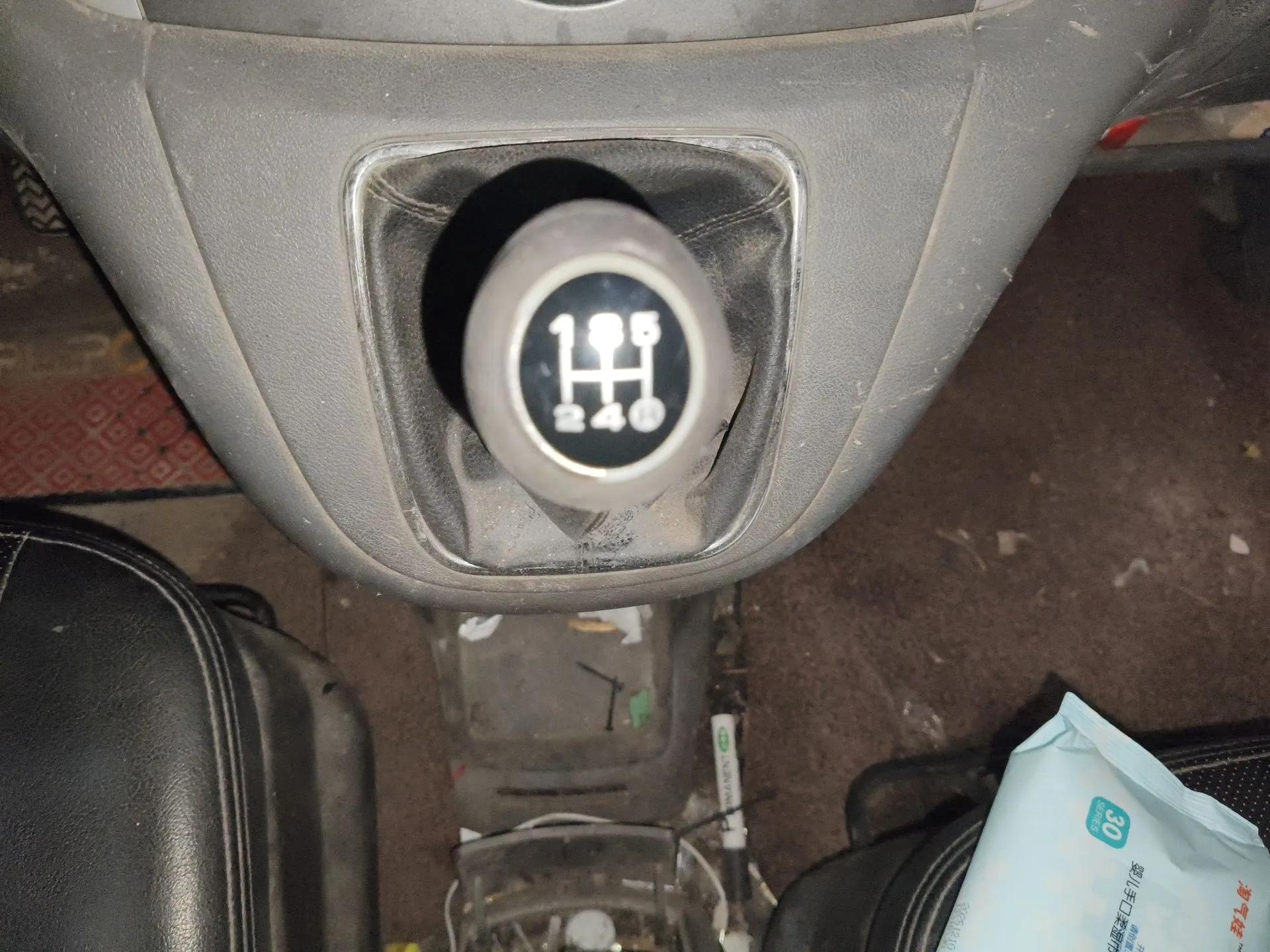 Great Wall V80 2012 1.5T Manual Yashang Trim — миниатюра 15