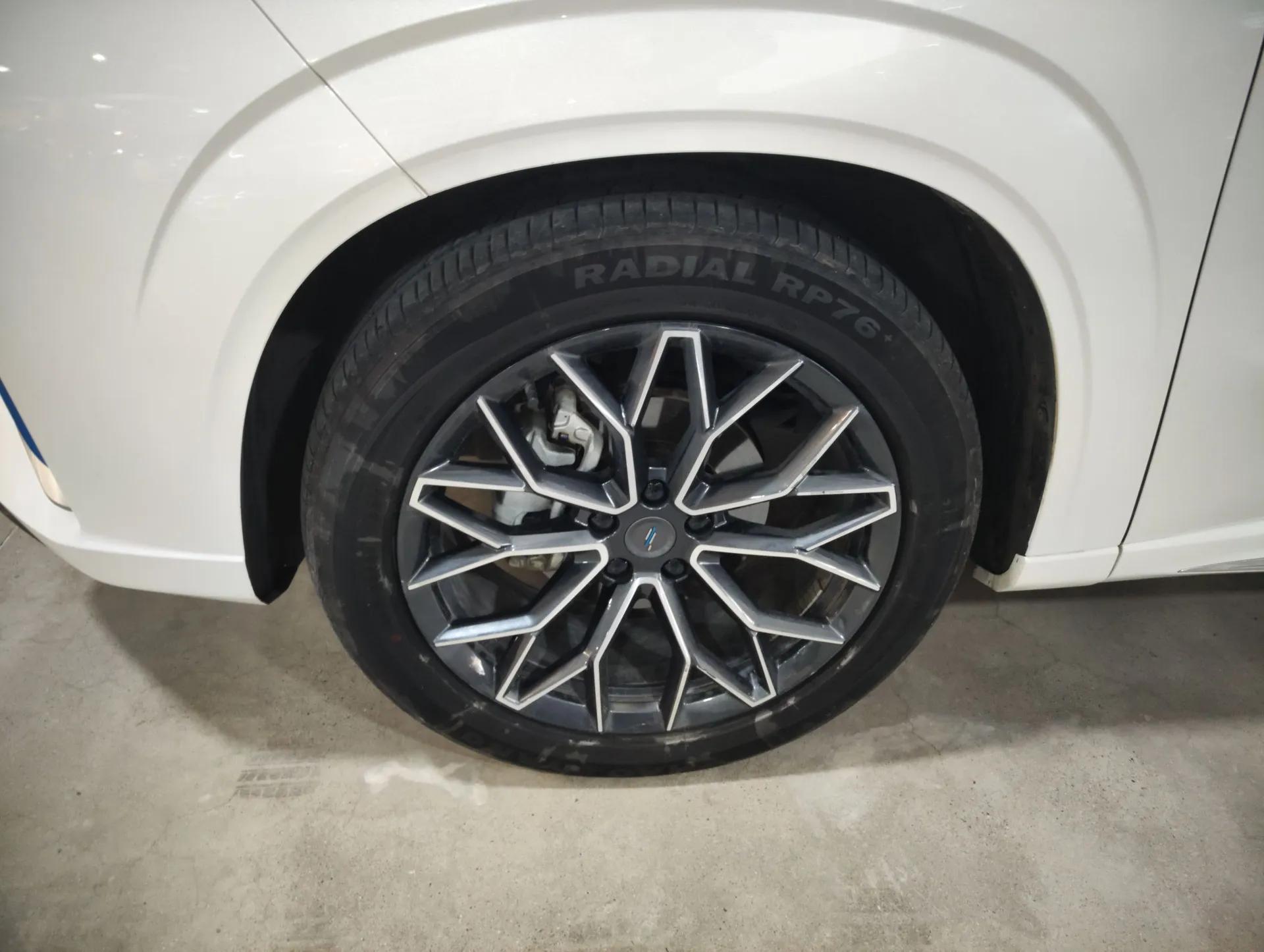 CHANGAN OSHAN Z6 New Energy 2023 ZhiDian iDD 150KM Flagship PLUS — миниатюра 8