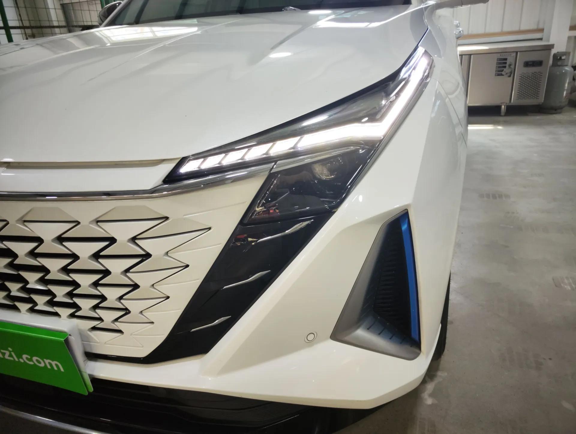 CHANGAN OSHAN Z6 New Energy 2023 ZhiDian iDD 150KM Flagship PLUS — миниатюра 9