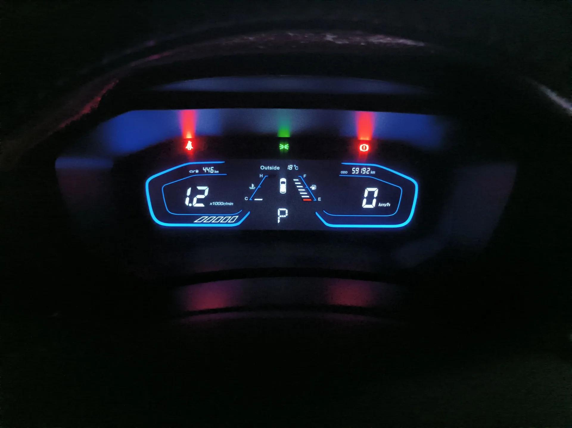 CHANGAN OSHAN A800 2018 1.5T Automatic Smart Network Version — миниатюра 12