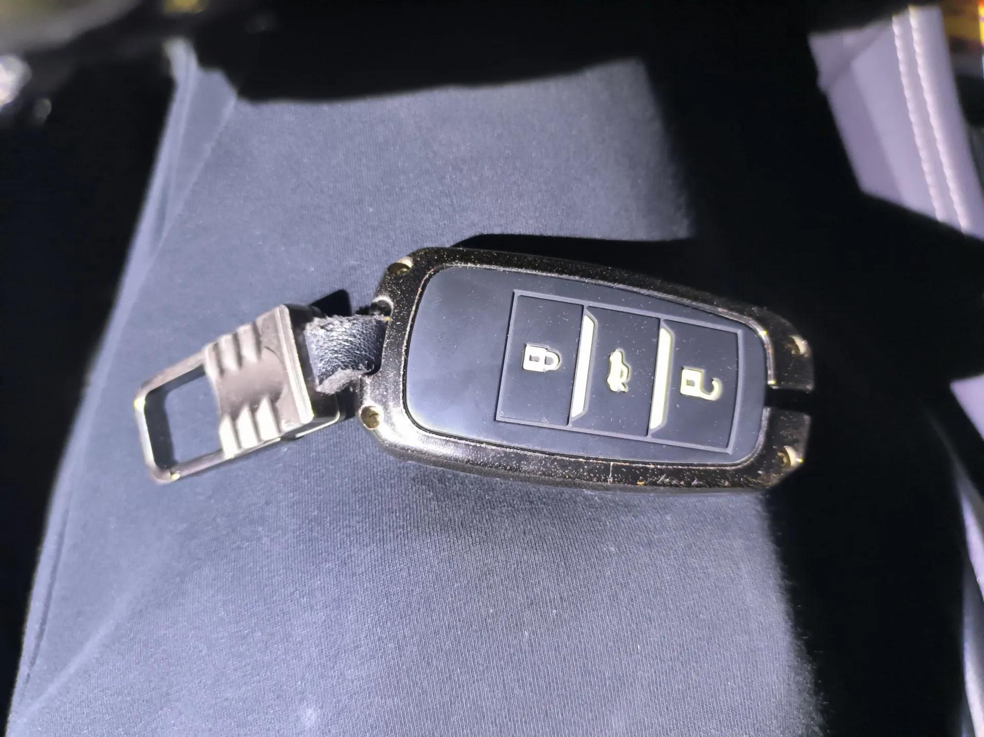CHANGAN OSHAN A800 2018 1.5T Automatic Smart Network Version — миниатюра 9