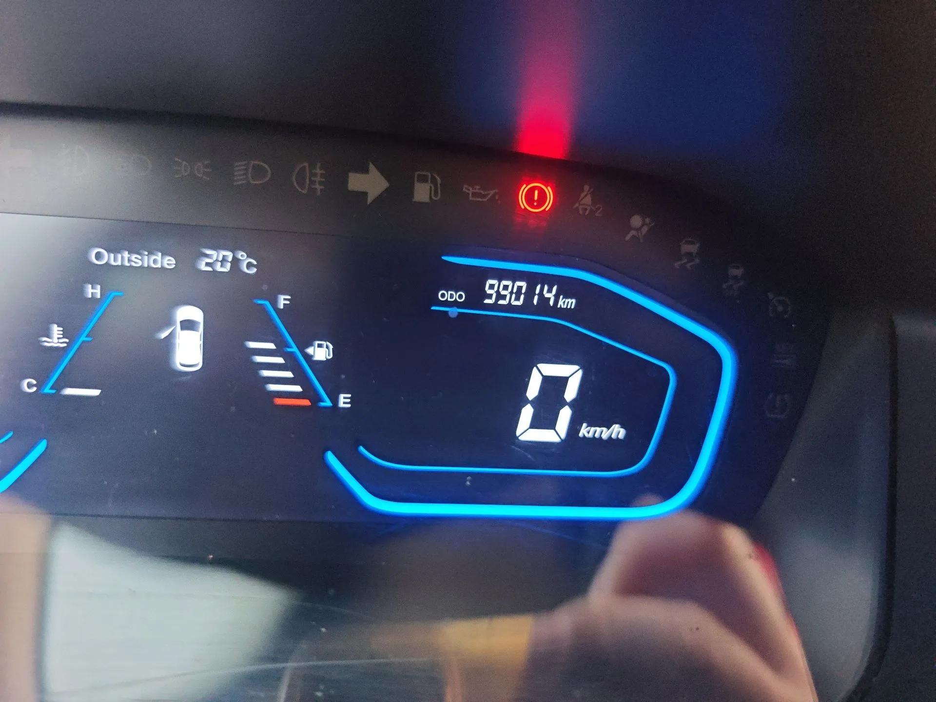 CHANGAN OSHAN A800 2017 1.6L Manual Luxury Model — миниатюра 13