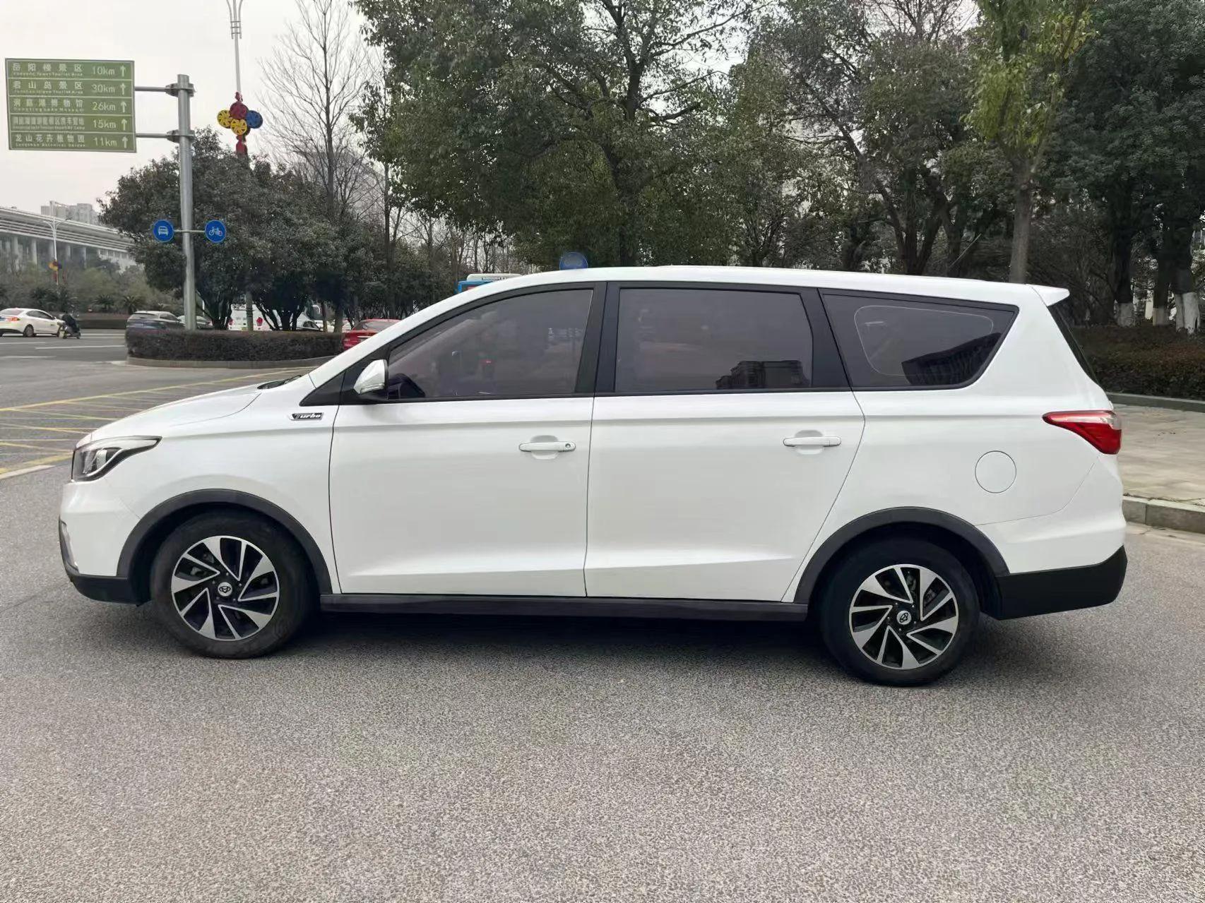 CHANGAN OSHAN A800 2017 1.5T Automatic Comfort Model — миниатюра 4
