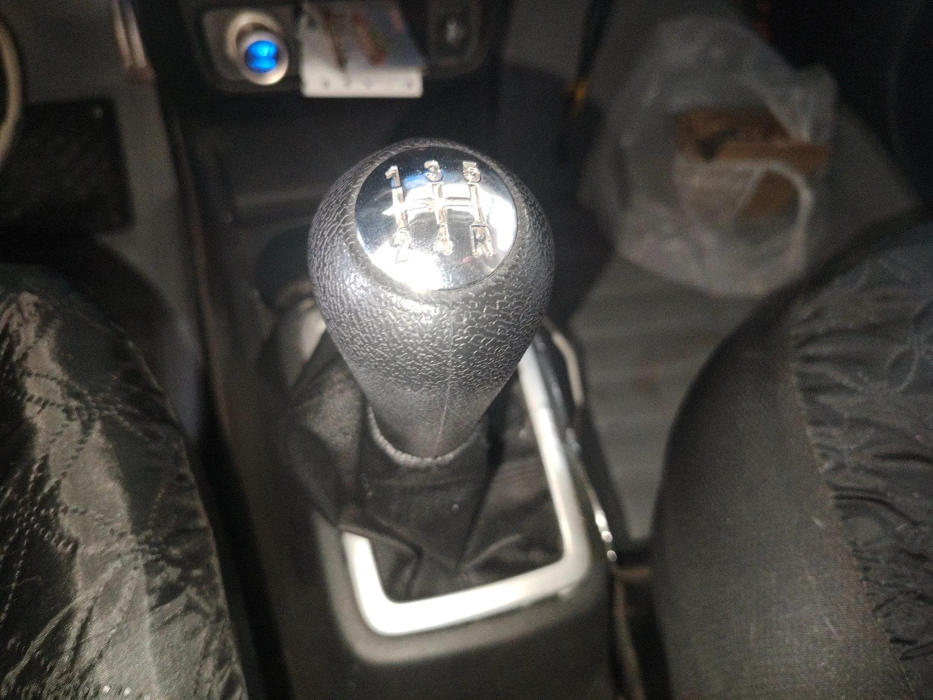 CHANGAN OSHAN Olisway 2013 1.2L Manual Elite Model — миниатюра 15