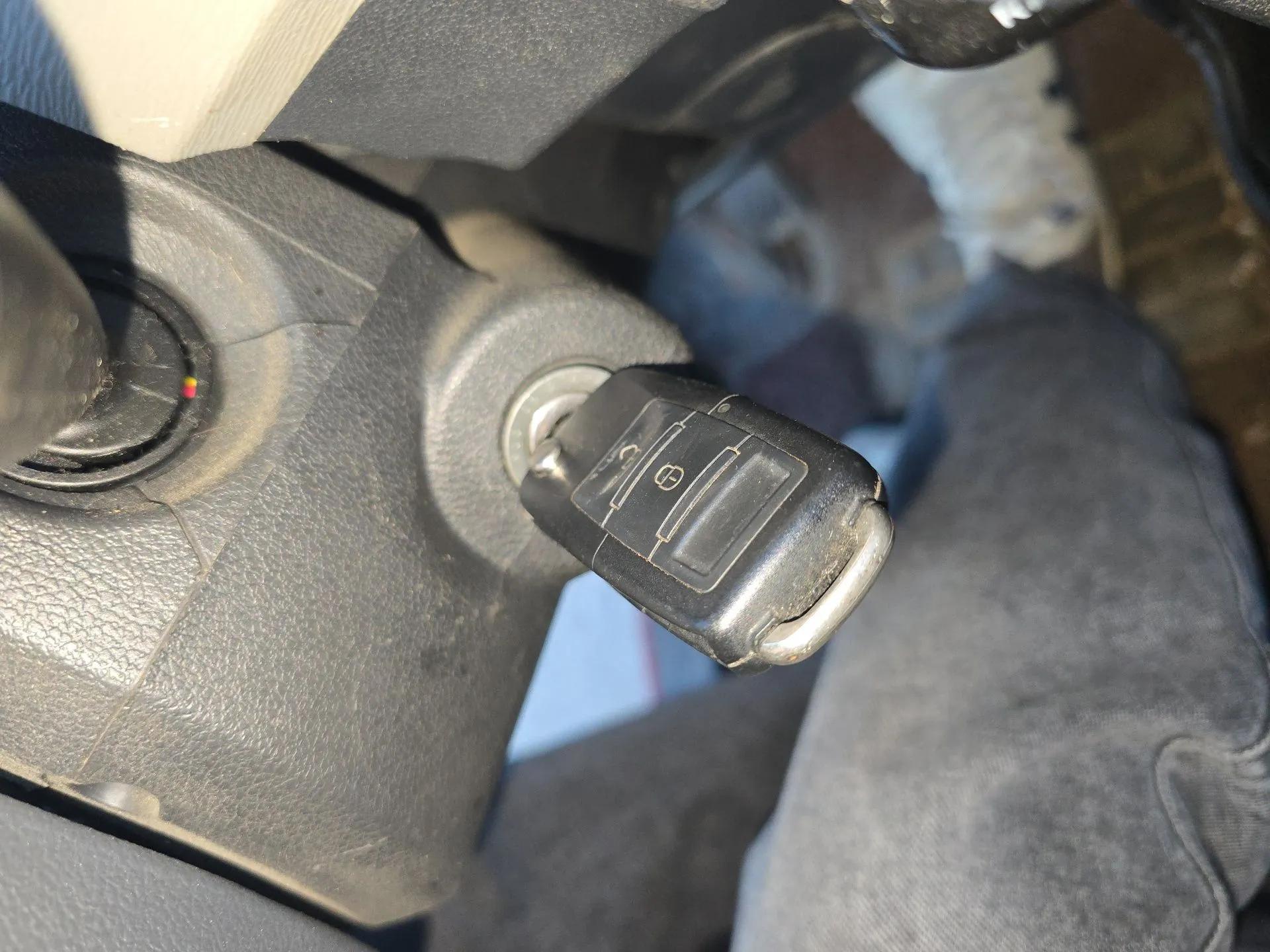 CHANGAN OSHAN Olisway 2013 1.4L Manual Jingxiang Model — миниатюра 9