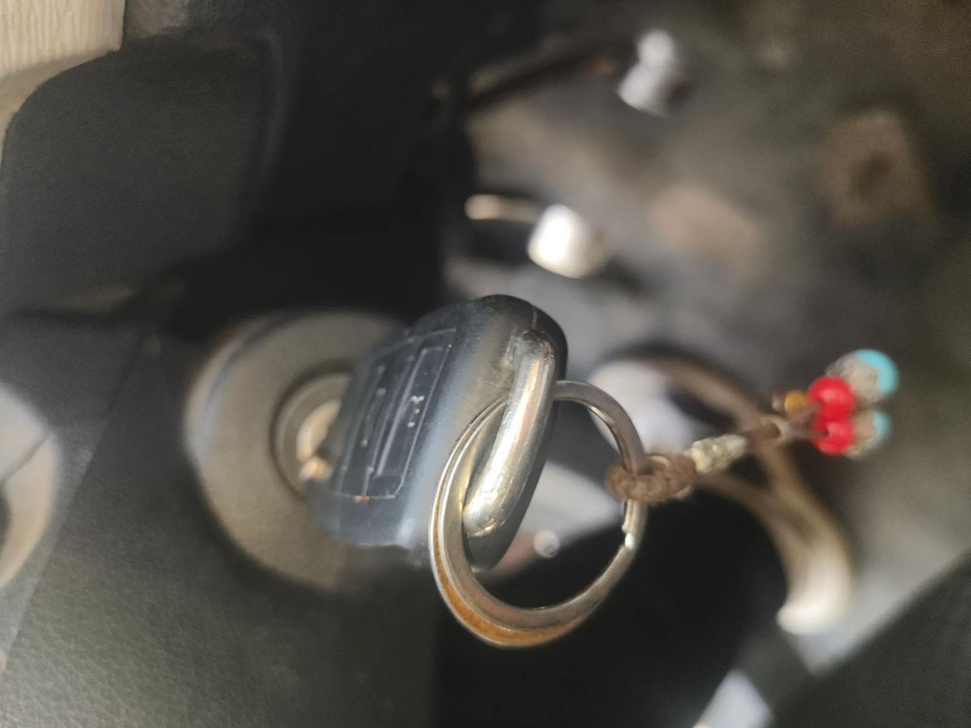 CHANGAN OSHAN Olisway 2013 1.2L Manual Elite Model — миниатюра 9